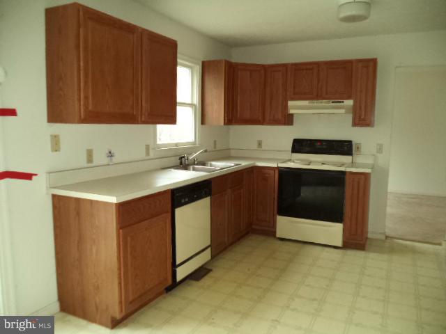 MAXA WOODS - Residential