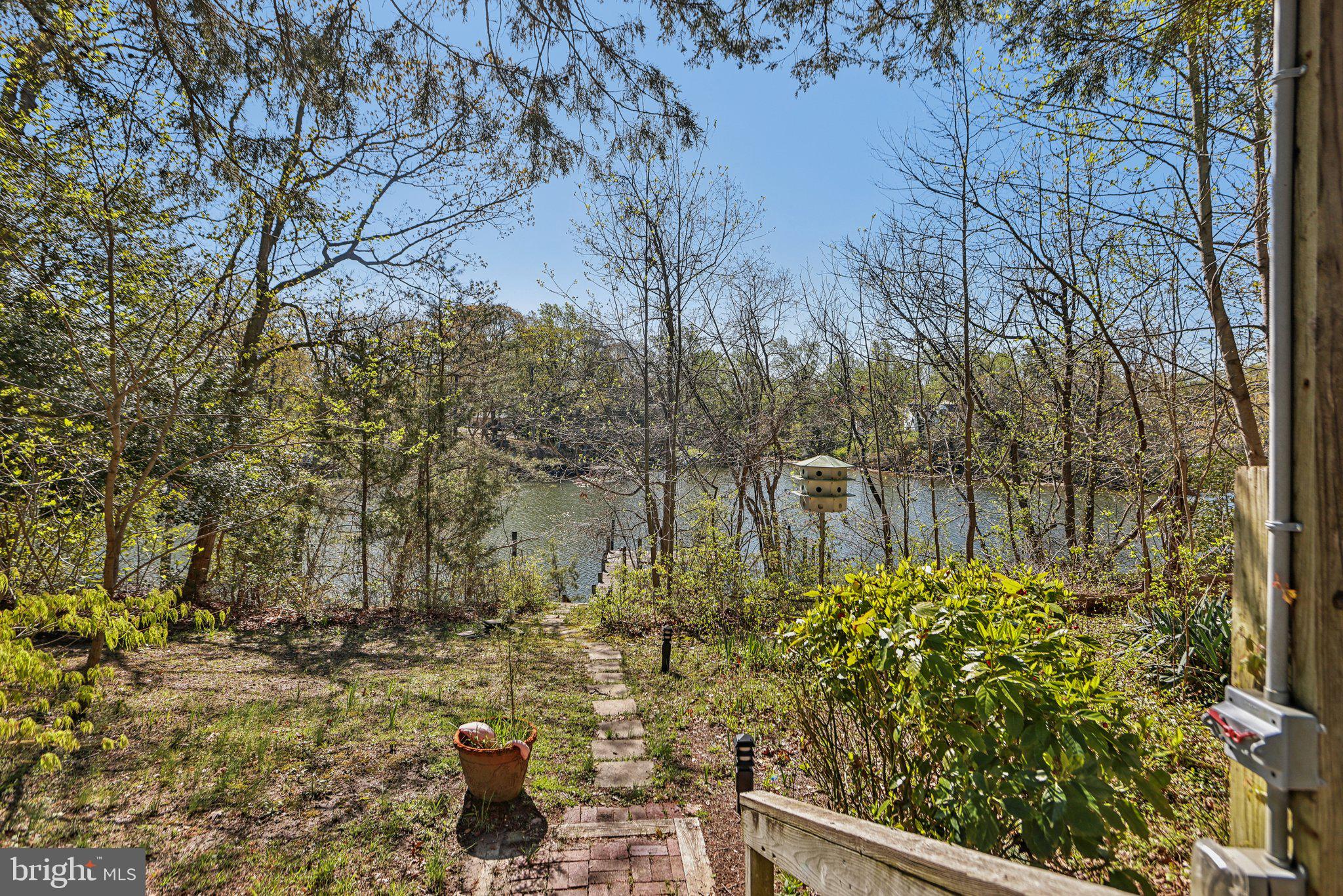 KINGSTON CREEK - Residential