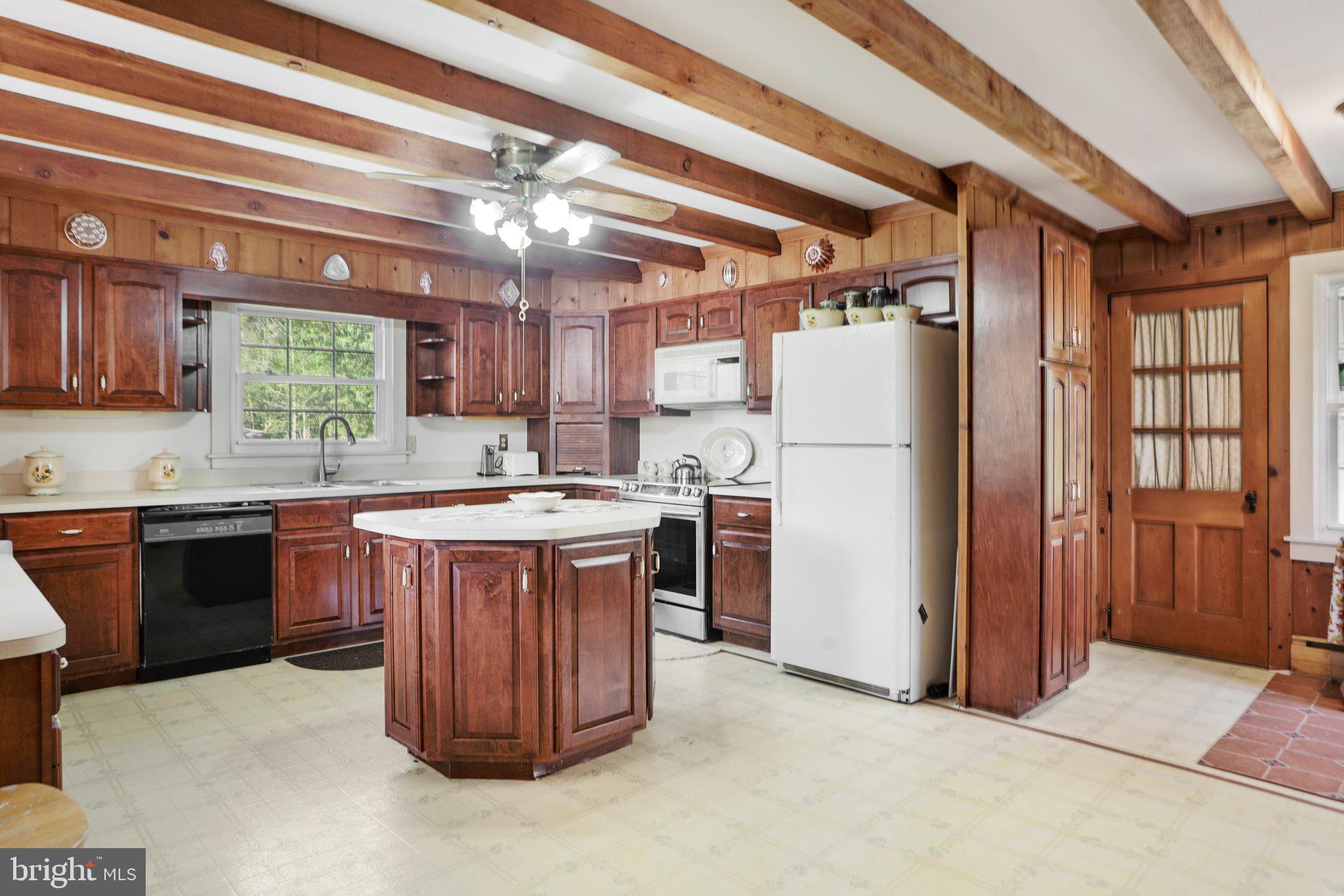 KINGSTON CREEK - Residential