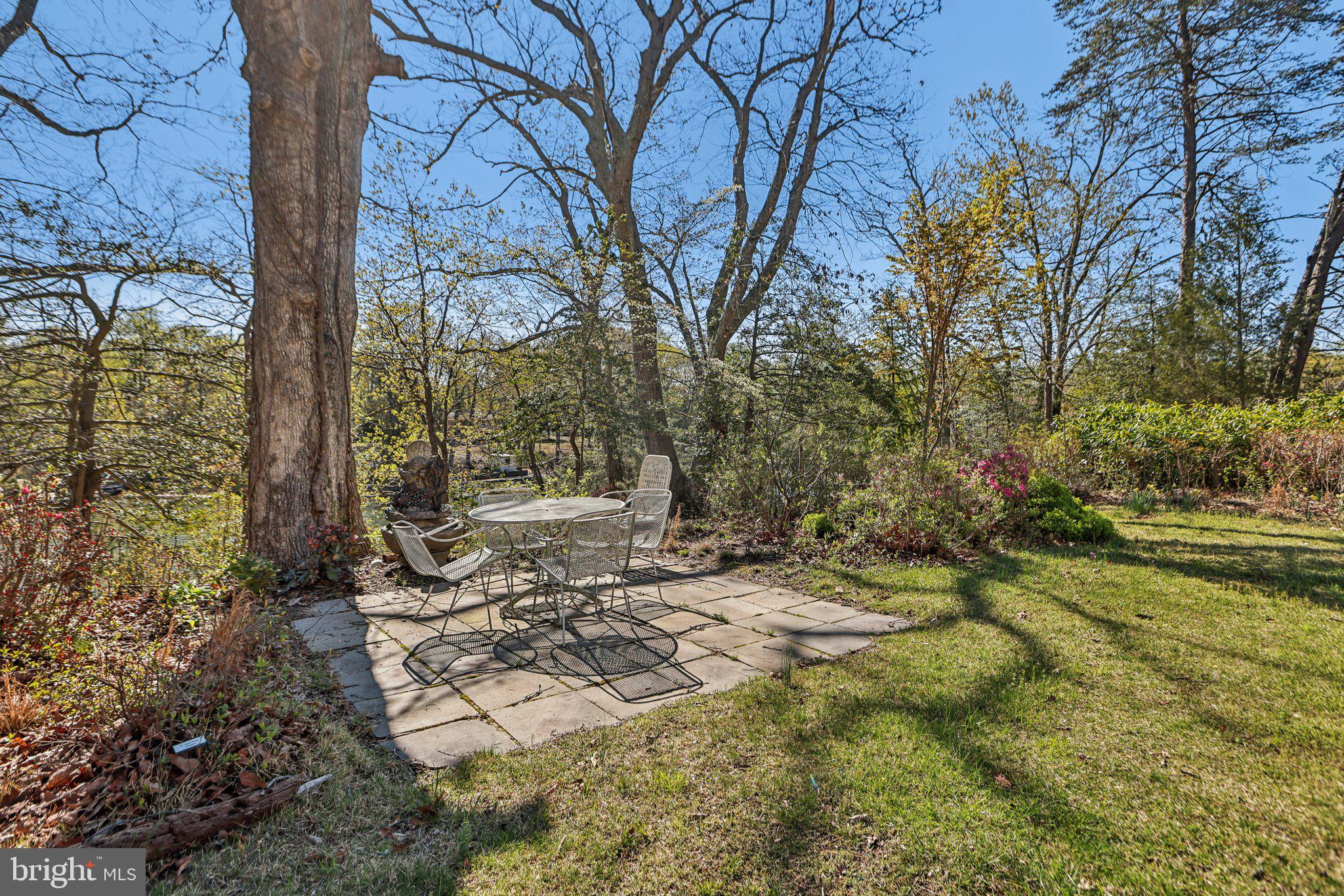 KINGSTON CREEK - Residential