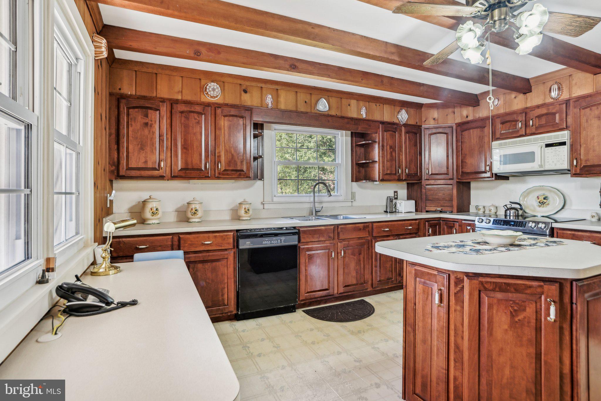 KINGSTON CREEK - Residential