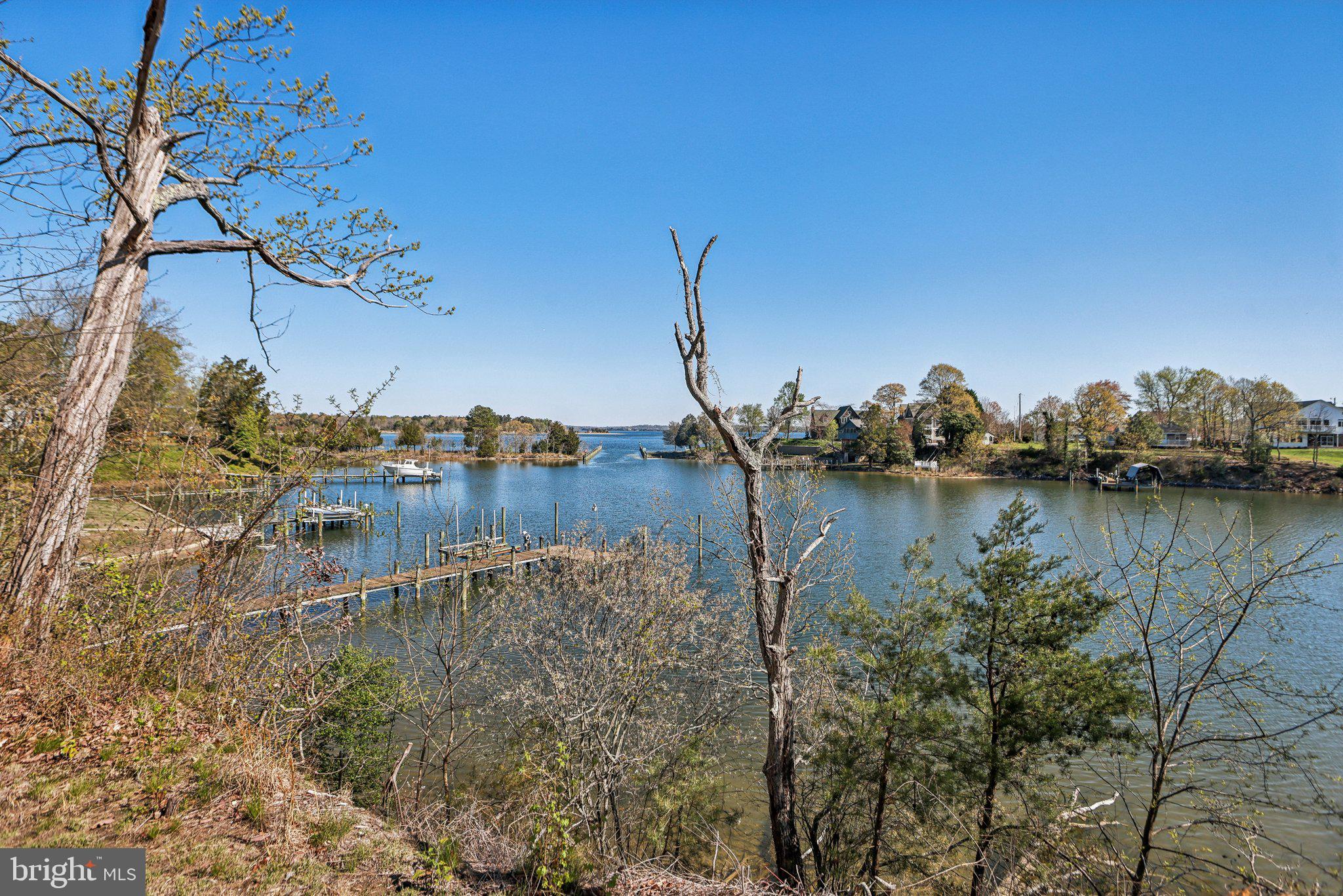 KINGSTON CREEK - Residential