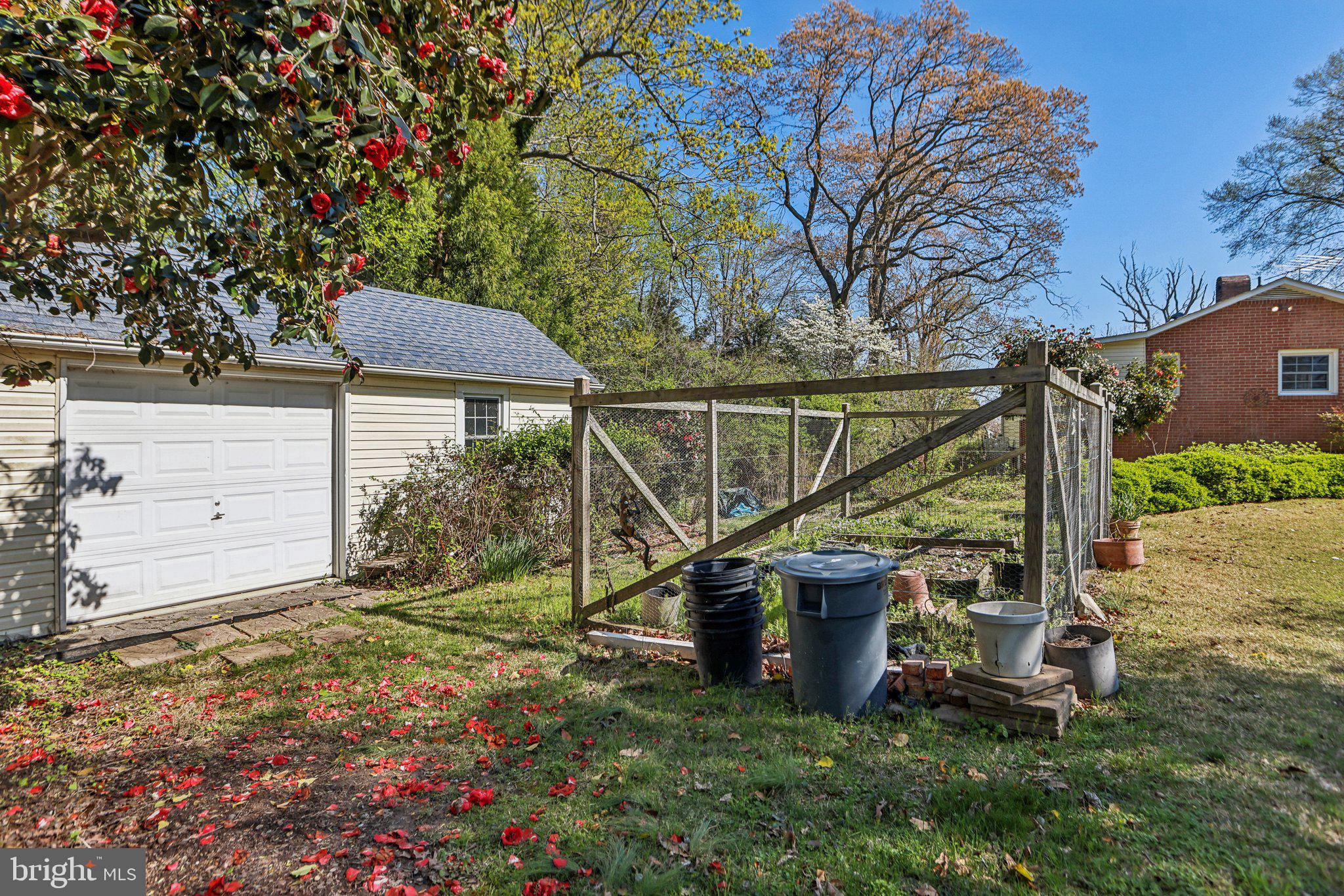 KINGSTON CREEK - Residential