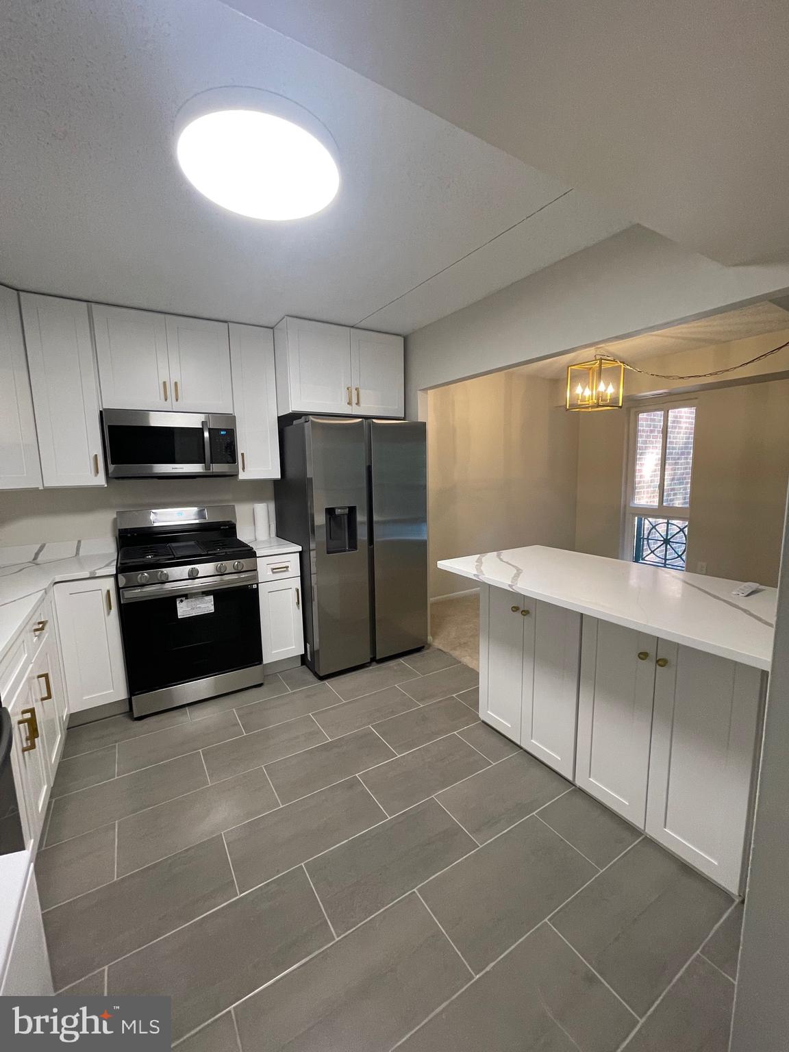 HUNTERS WOODS VILLAGE - Residential Lease