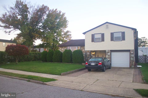Photo of 428 Hendrix Street, PHILADELPHIA, PA 19116 (MLS # PAPH2682468)
