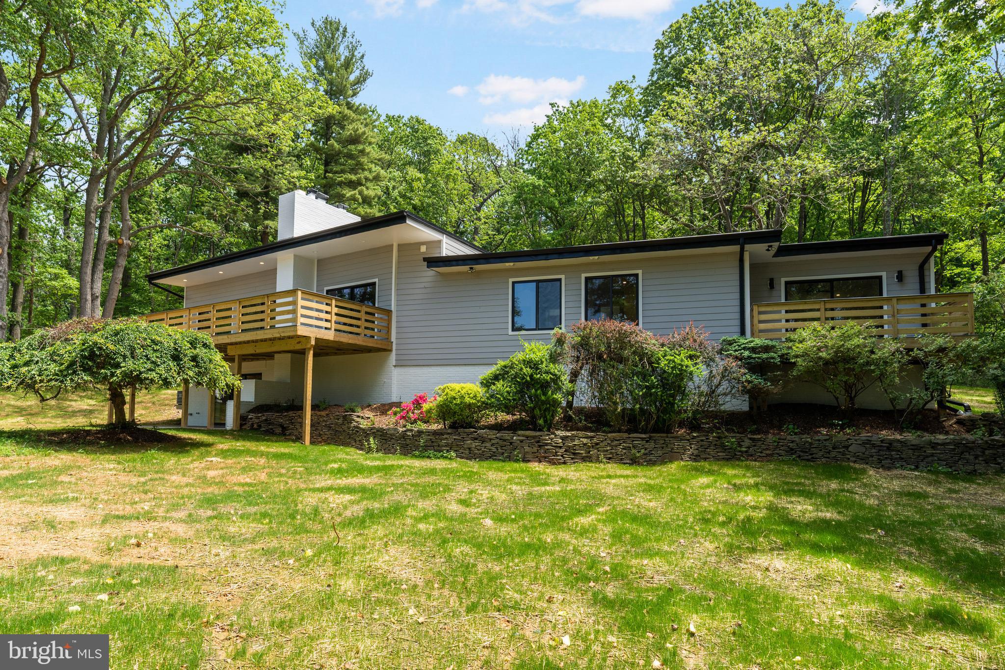 CAVESWOOD - Residential