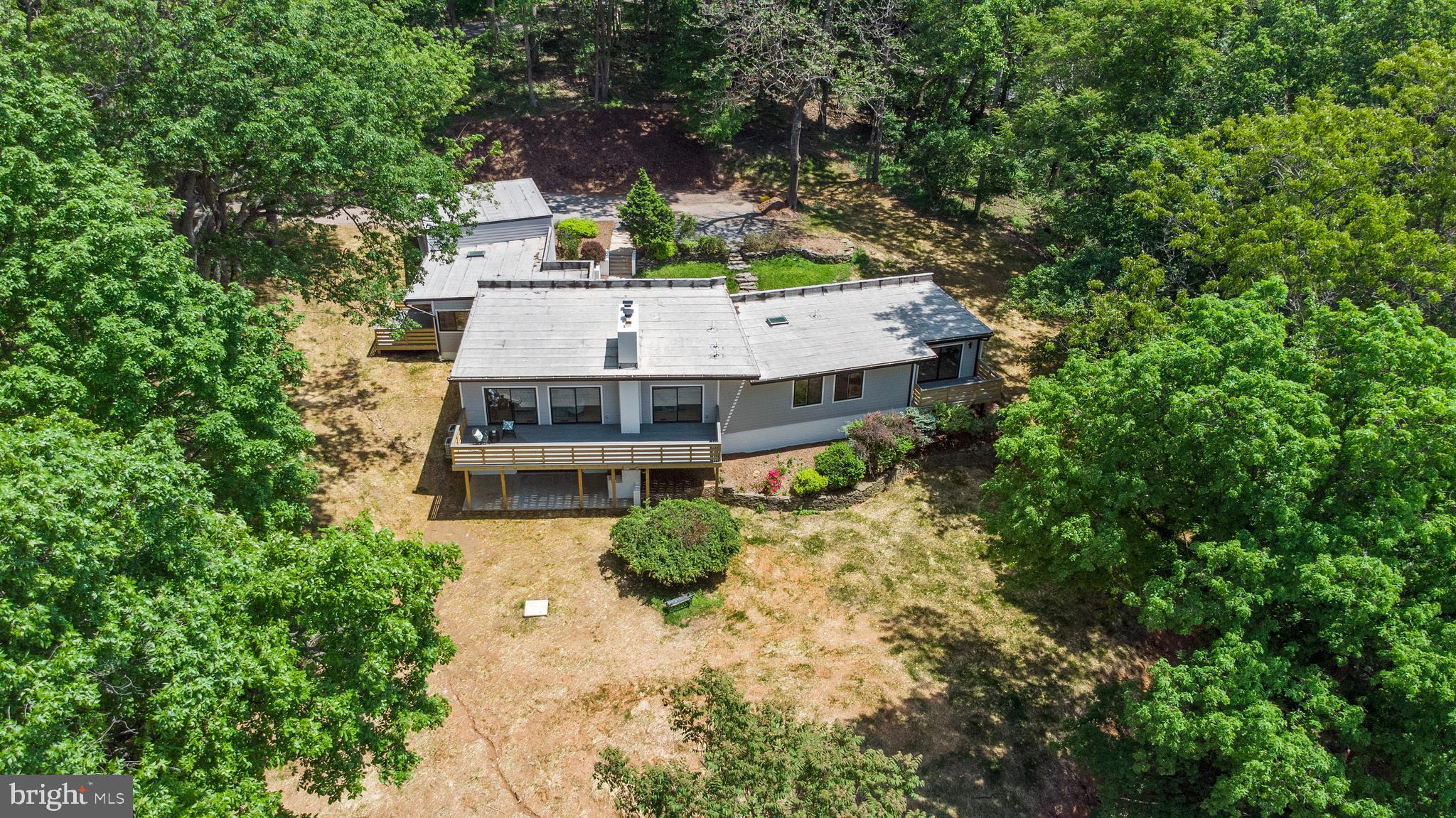 CAVESWOOD - Residential