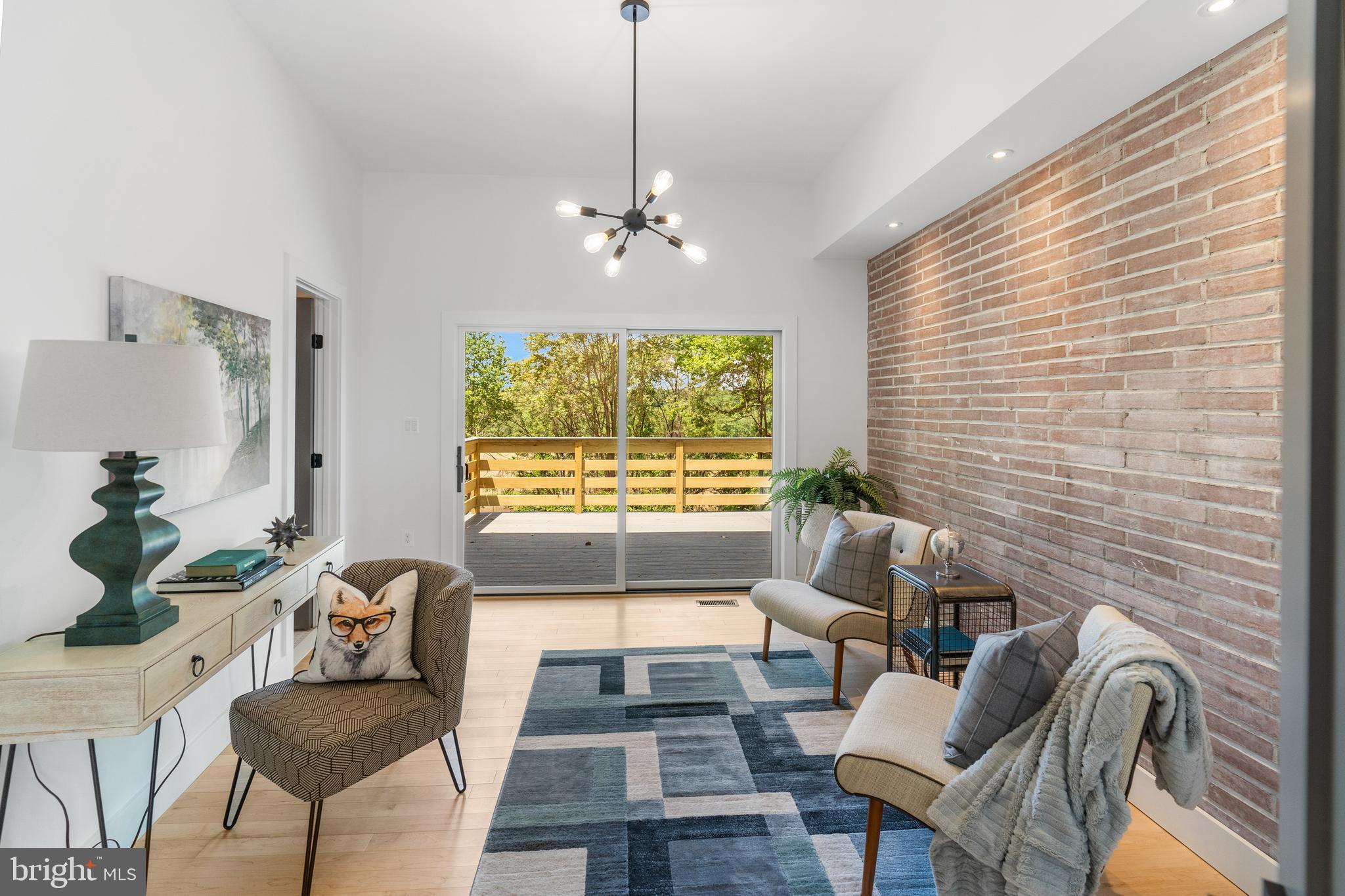 CAVESWOOD - Residential