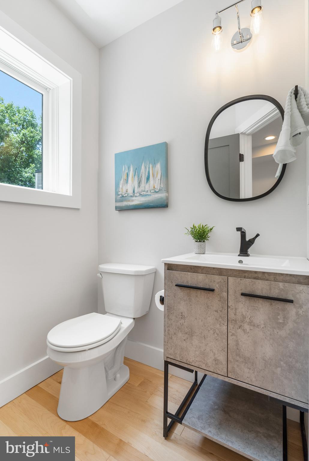 CAVESWOOD - Residential