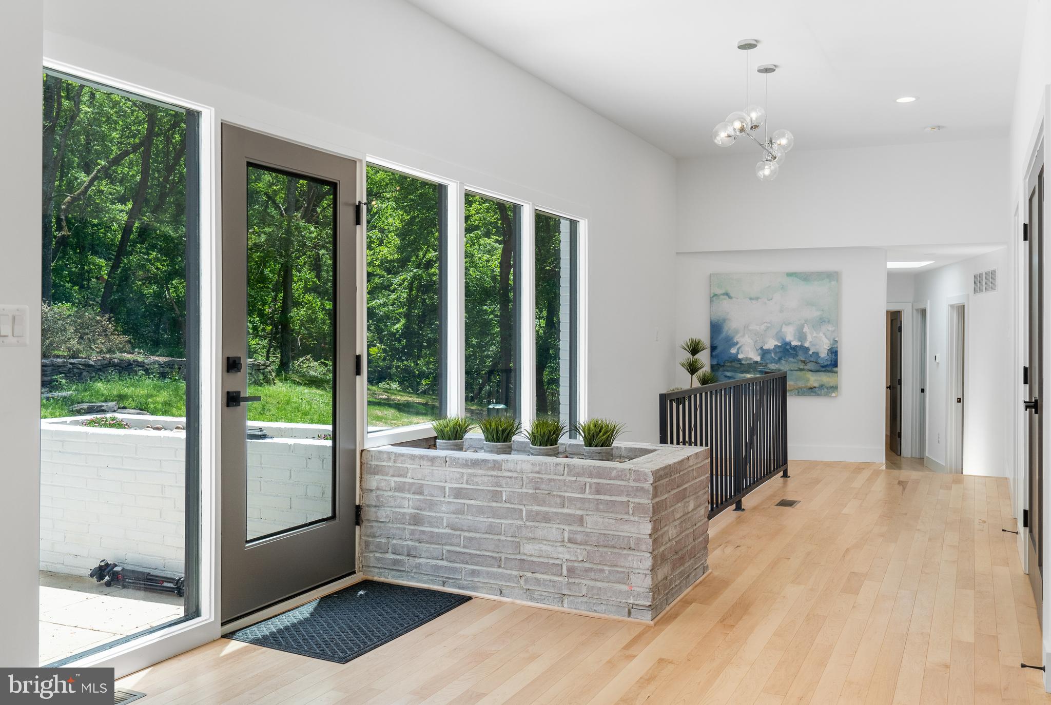 CAVESWOOD - Residential