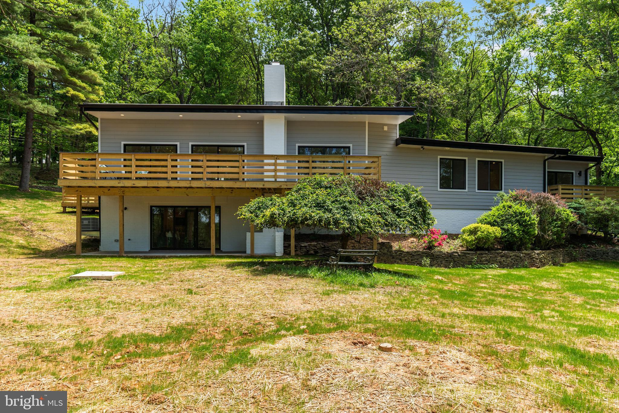 CAVESWOOD - Residential