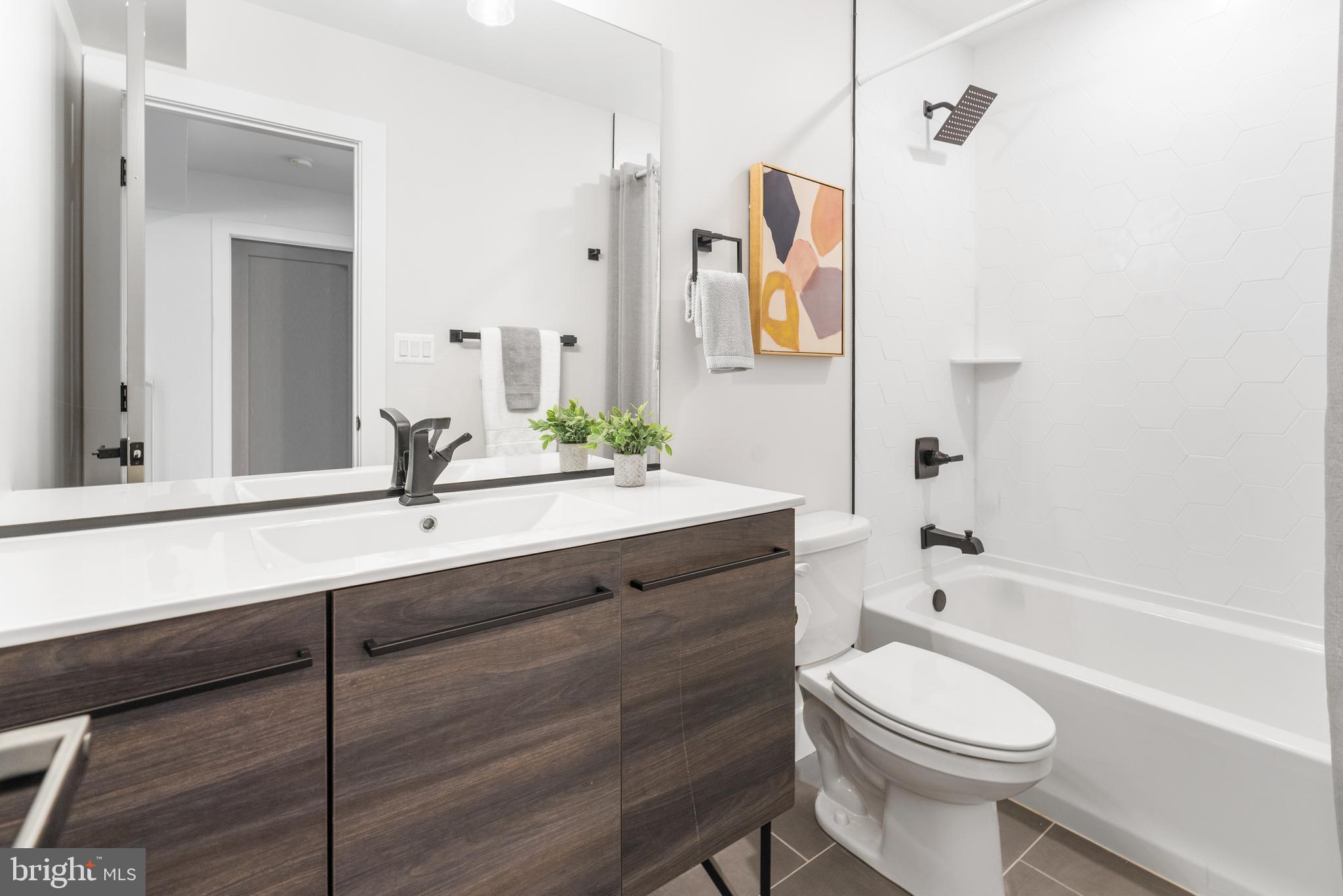 CAVESWOOD - Residential