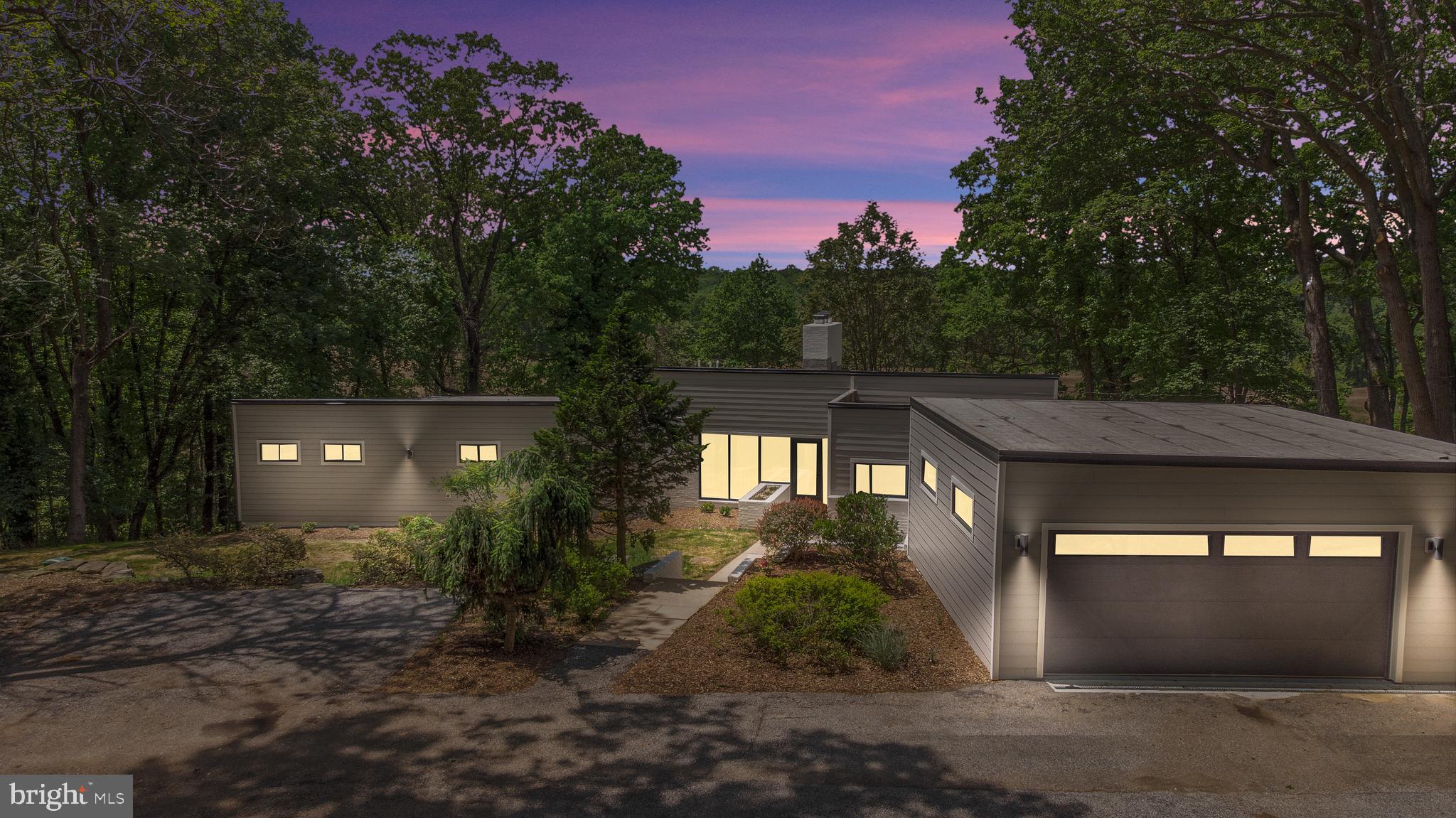 CAVESWOOD - Residential