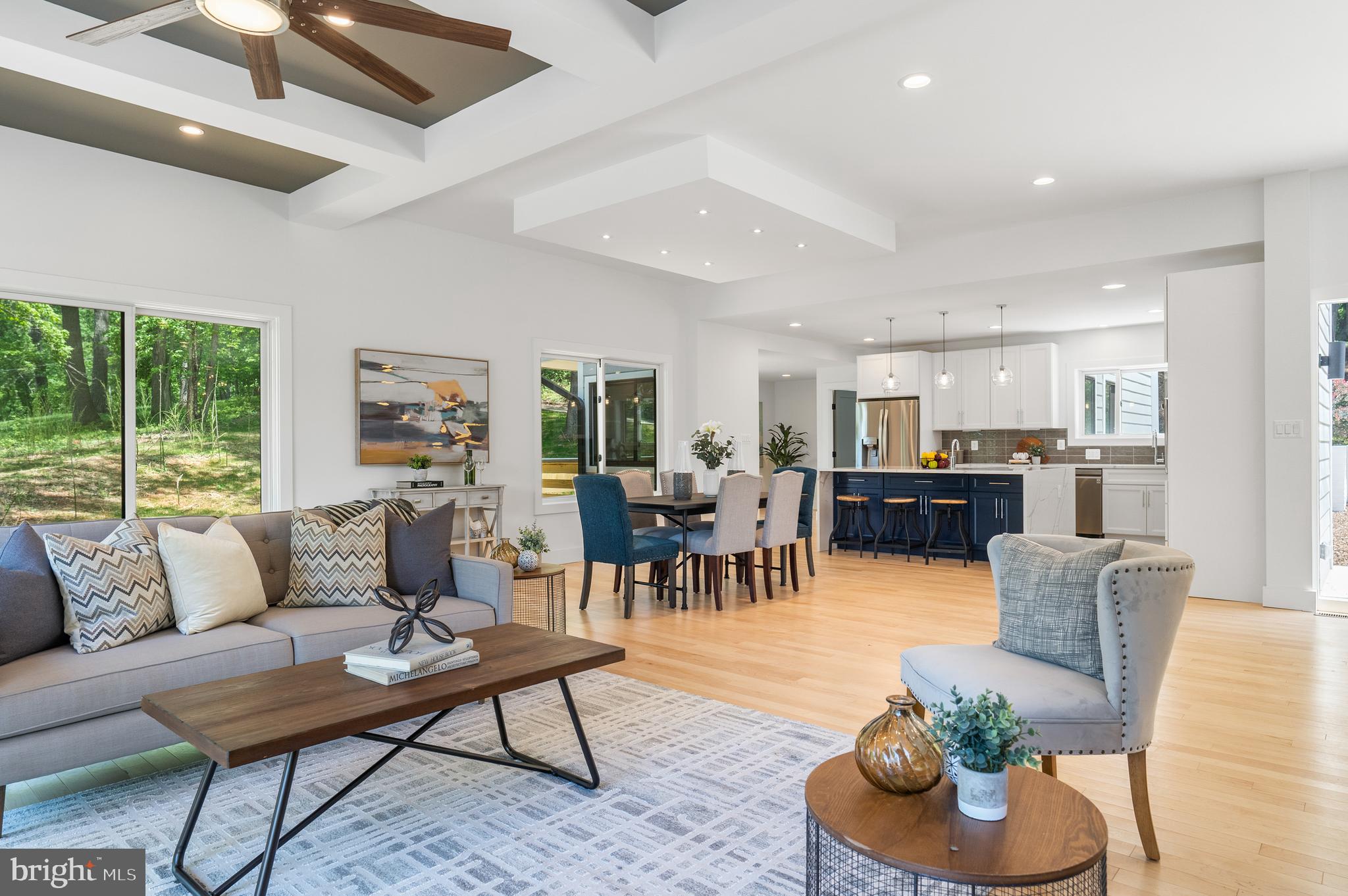 CAVESWOOD - Residential