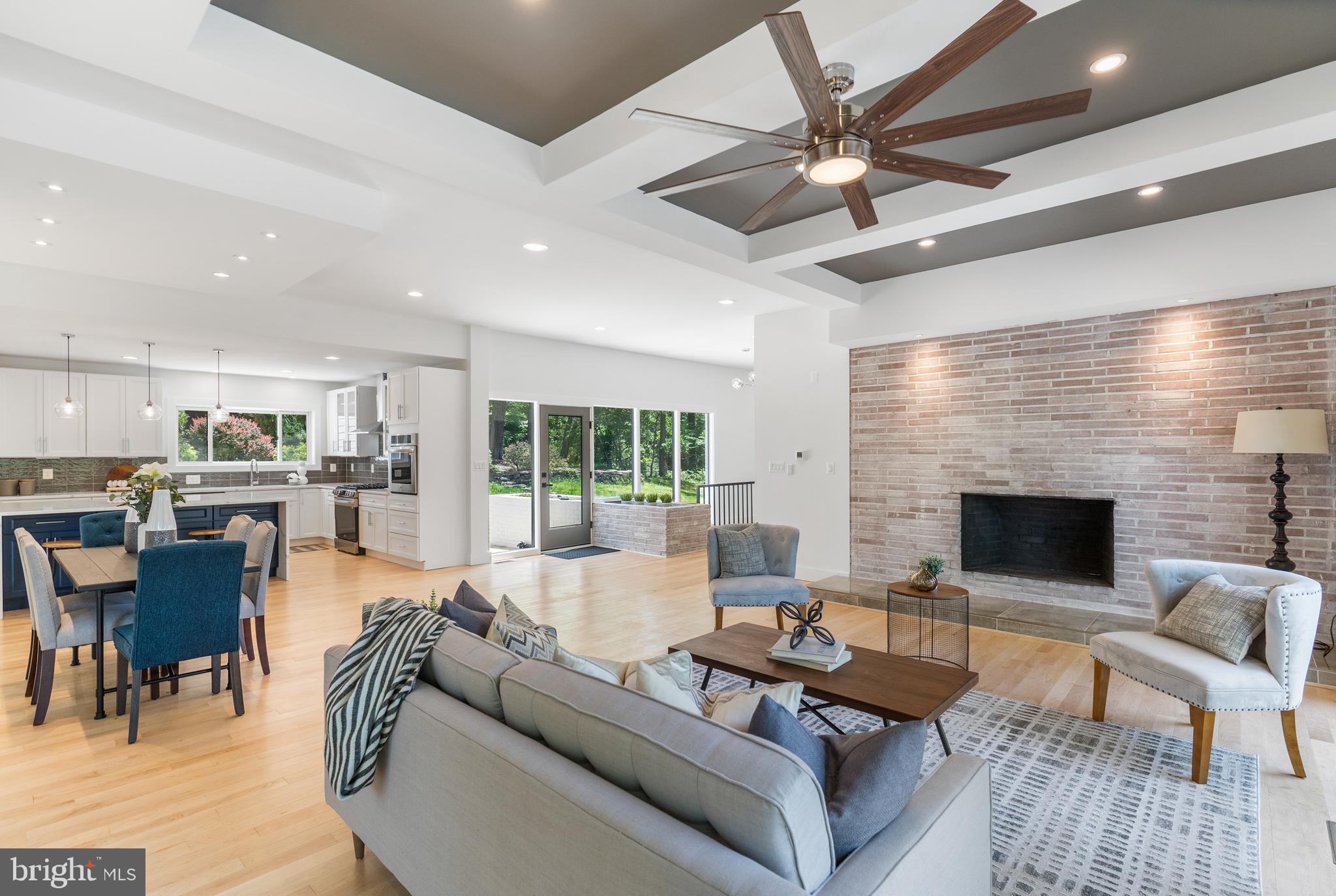 CAVESWOOD - Residential