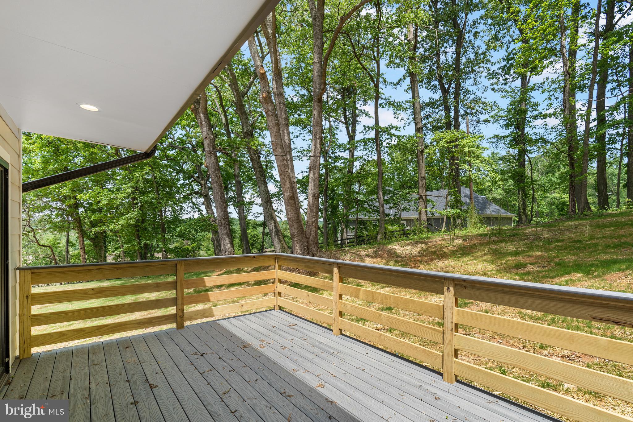 CAVESWOOD - Residential