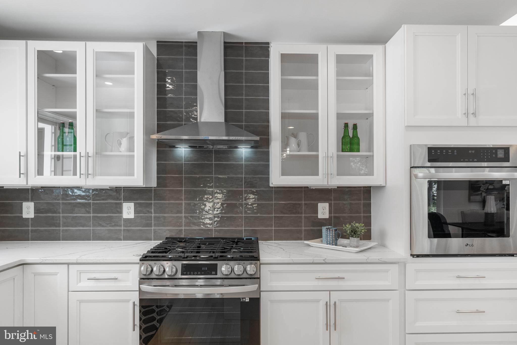 CAVESWOOD - Residential