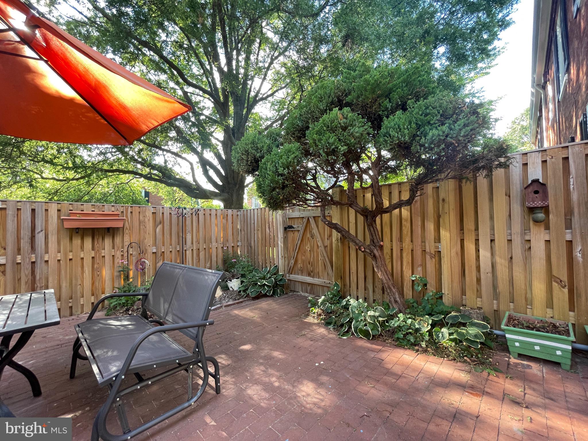 FAIRLINGTON MEADOWS - Residential Lease