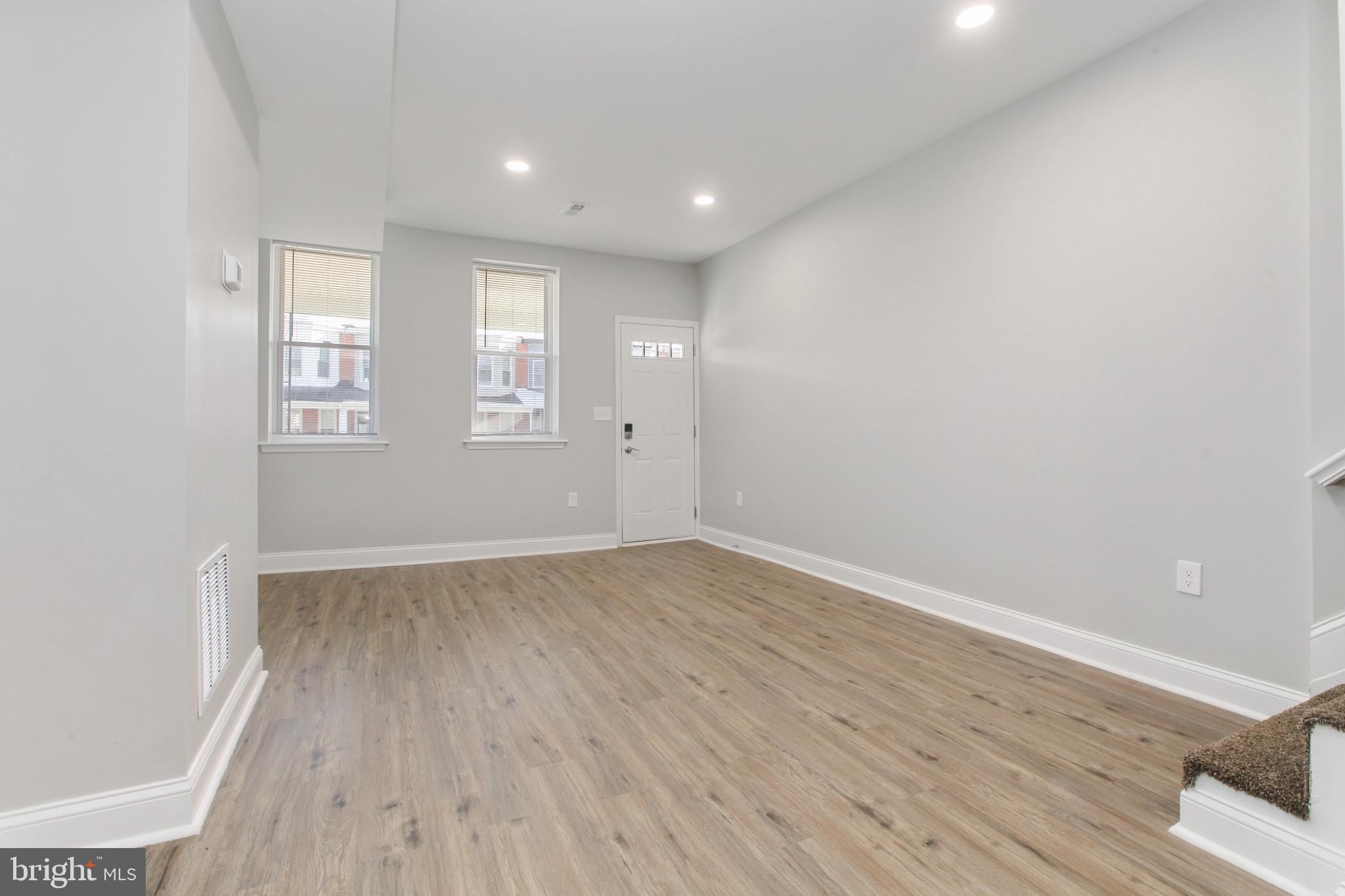 CENTRAL PARK HEIGHTS - Residential Lease