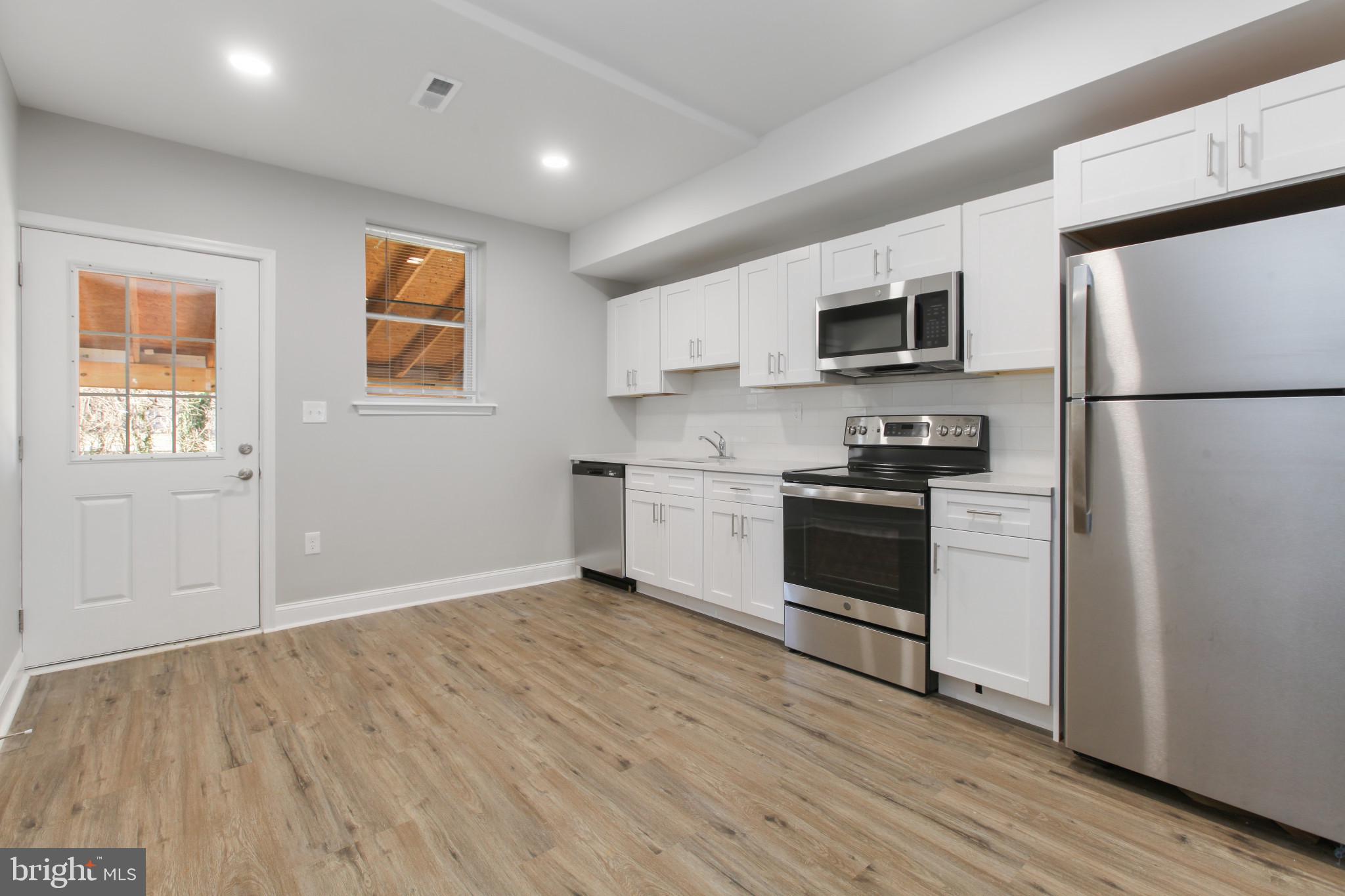 CENTRAL PARK HEIGHTS - Residential Lease