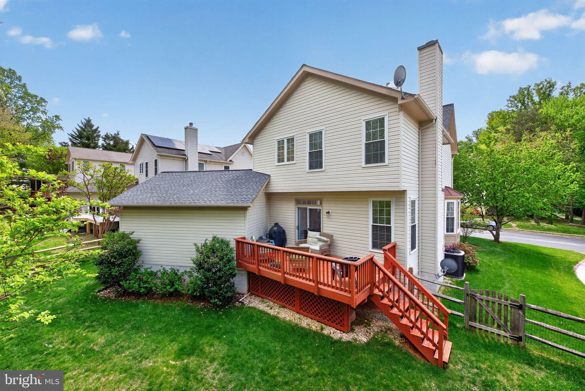 POTOMAC LAKES - Residential