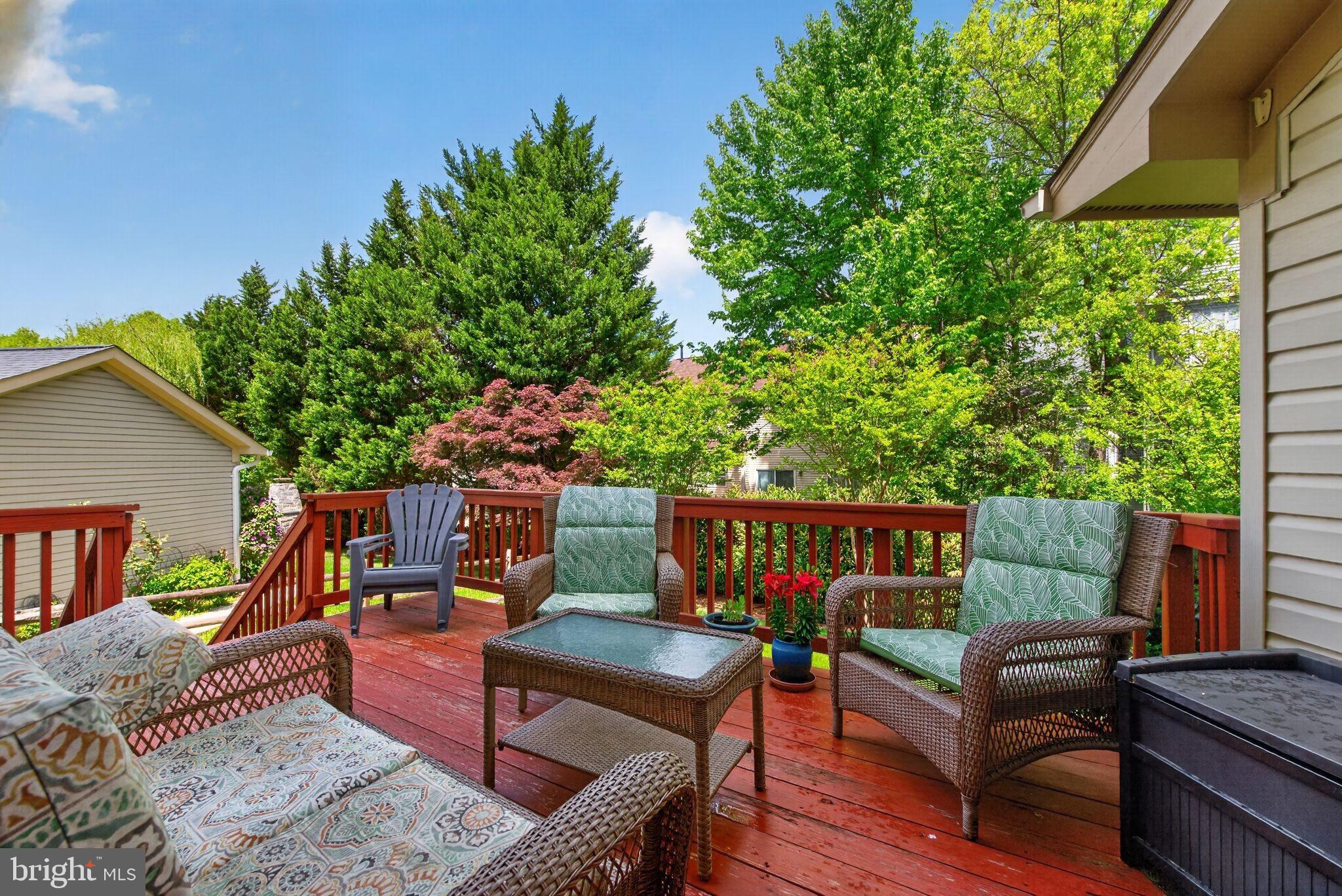 POTOMAC LAKES - Residential