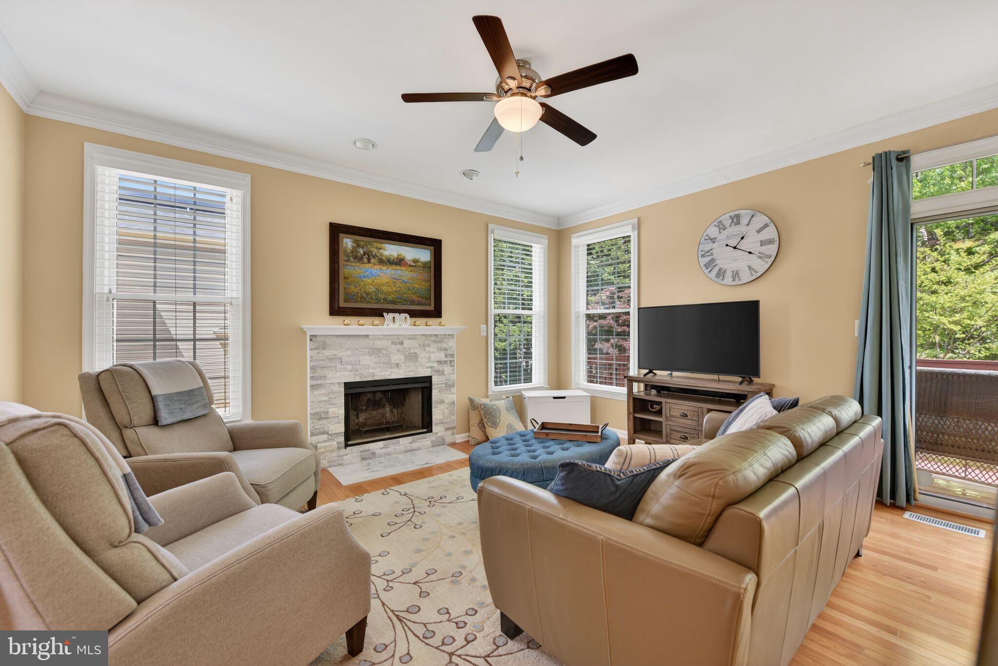 POTOMAC LAKES - Residential