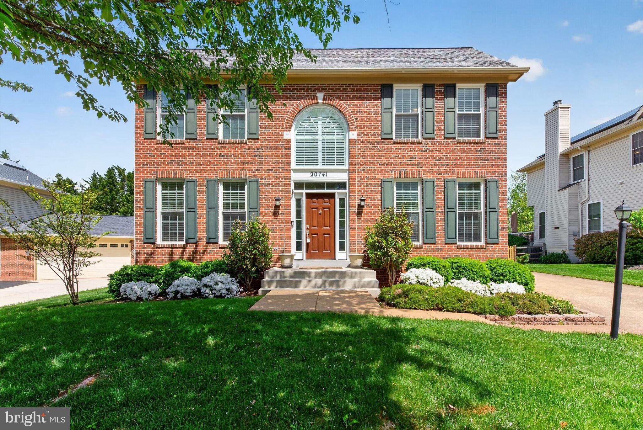 POTOMAC LAKES - Residential