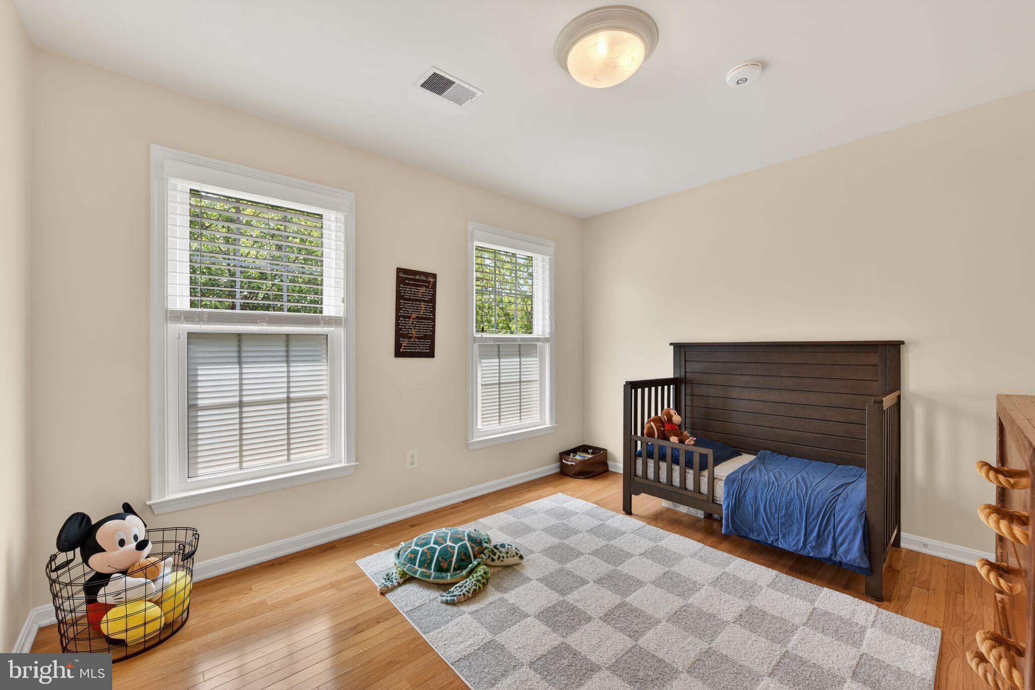 POTOMAC LAKES - Residential