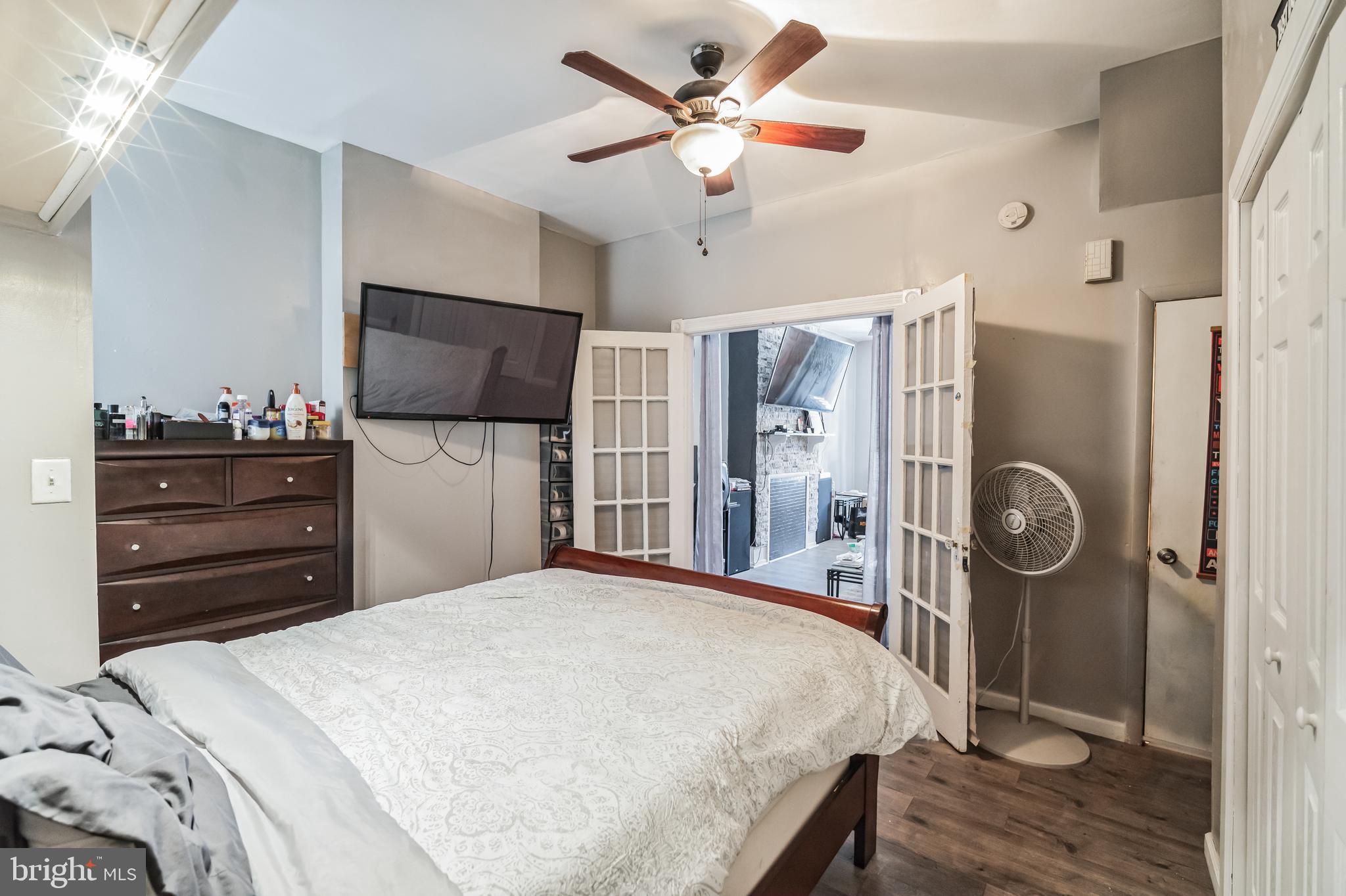 WEST PHILADELPHIA - Residential Income