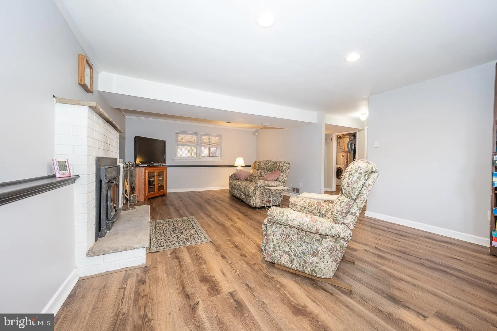 West Chester, Pennsylvania 19382, United States, 4 Bedrooms Bedrooms, ,3 BathroomsBathrooms,Residential,Contingent,85040