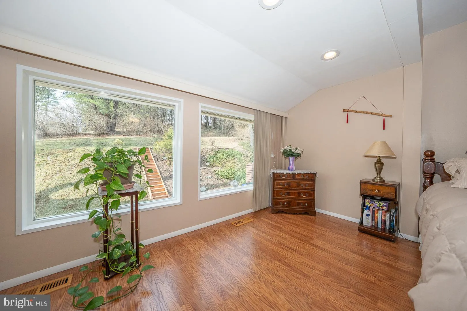 West Chester, Pennsylvania 19382, United States, 4 Bedrooms Bedrooms, ,3 BathroomsBathrooms,Residential,Contingent,85040