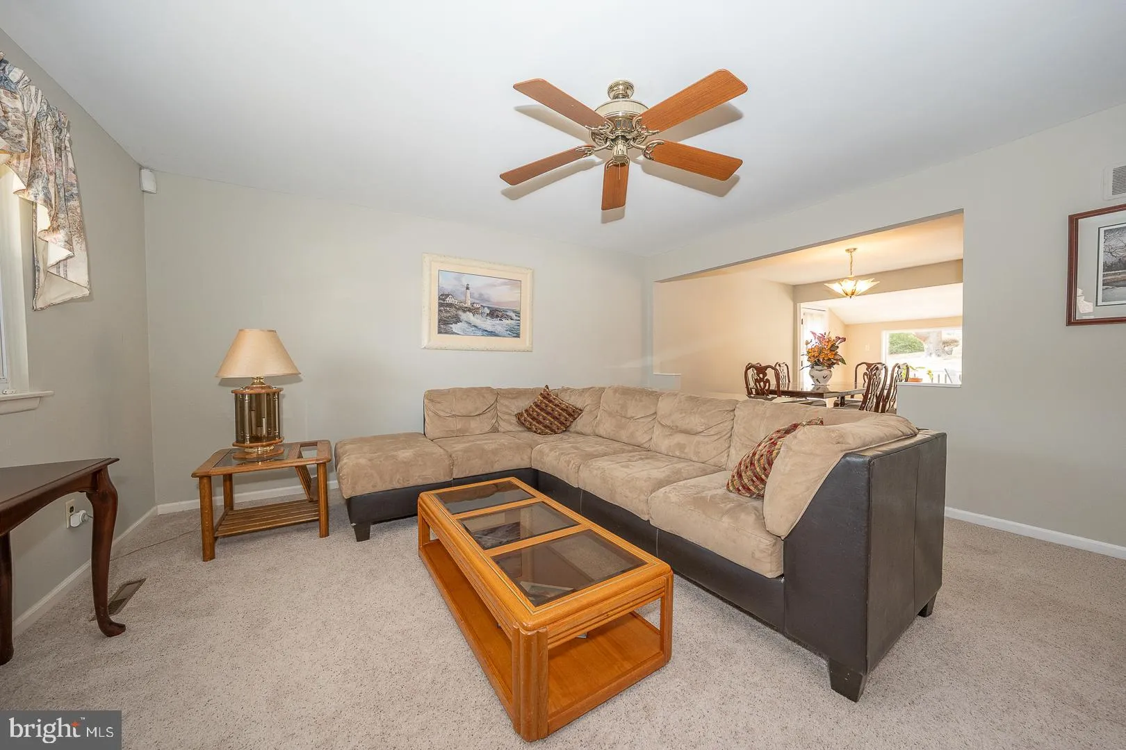 West Chester, Pennsylvania 19382, United States, 4 Bedrooms Bedrooms, ,3 BathroomsBathrooms,Residential,Contingent,85040