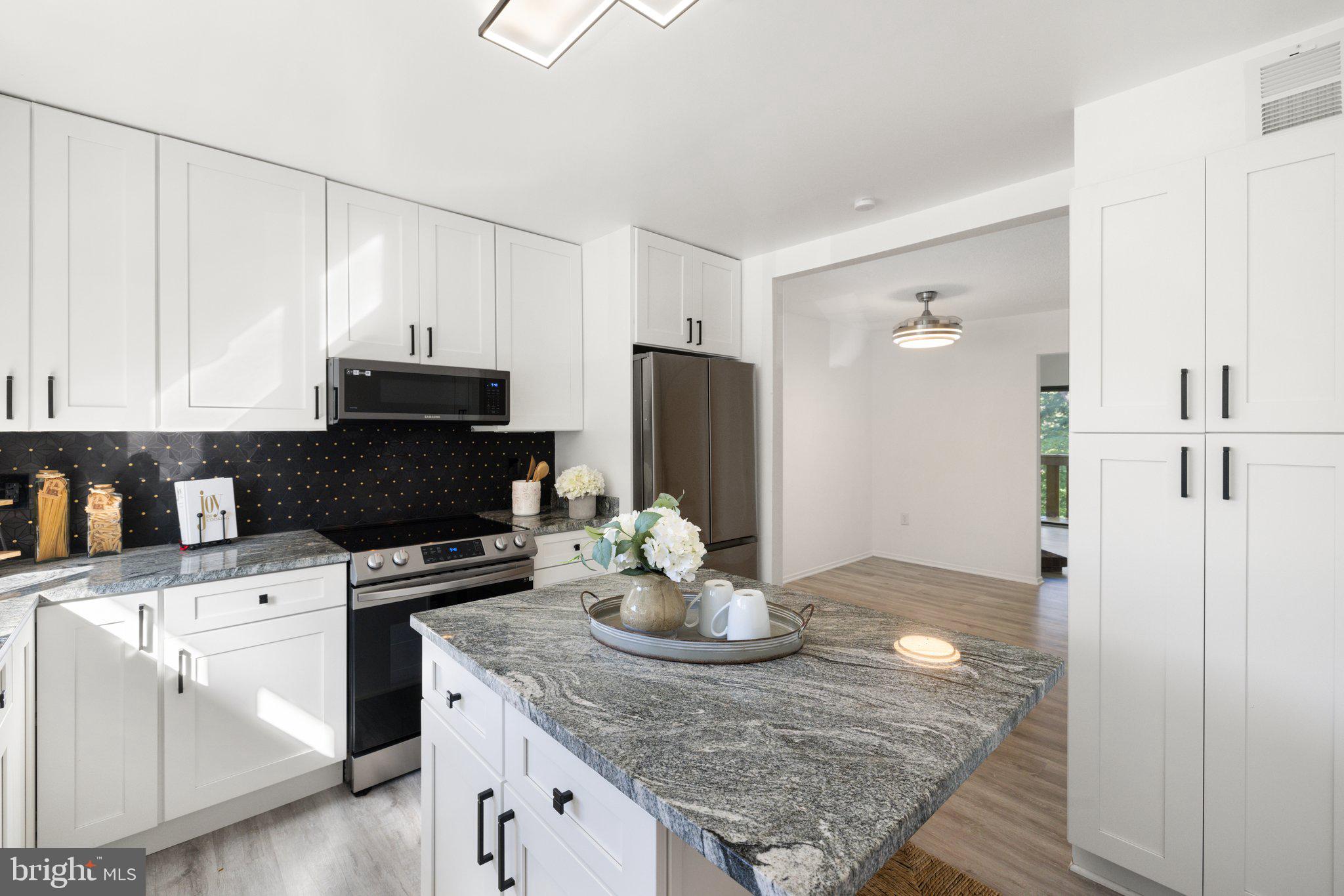 RIPPON LANDING - Residential