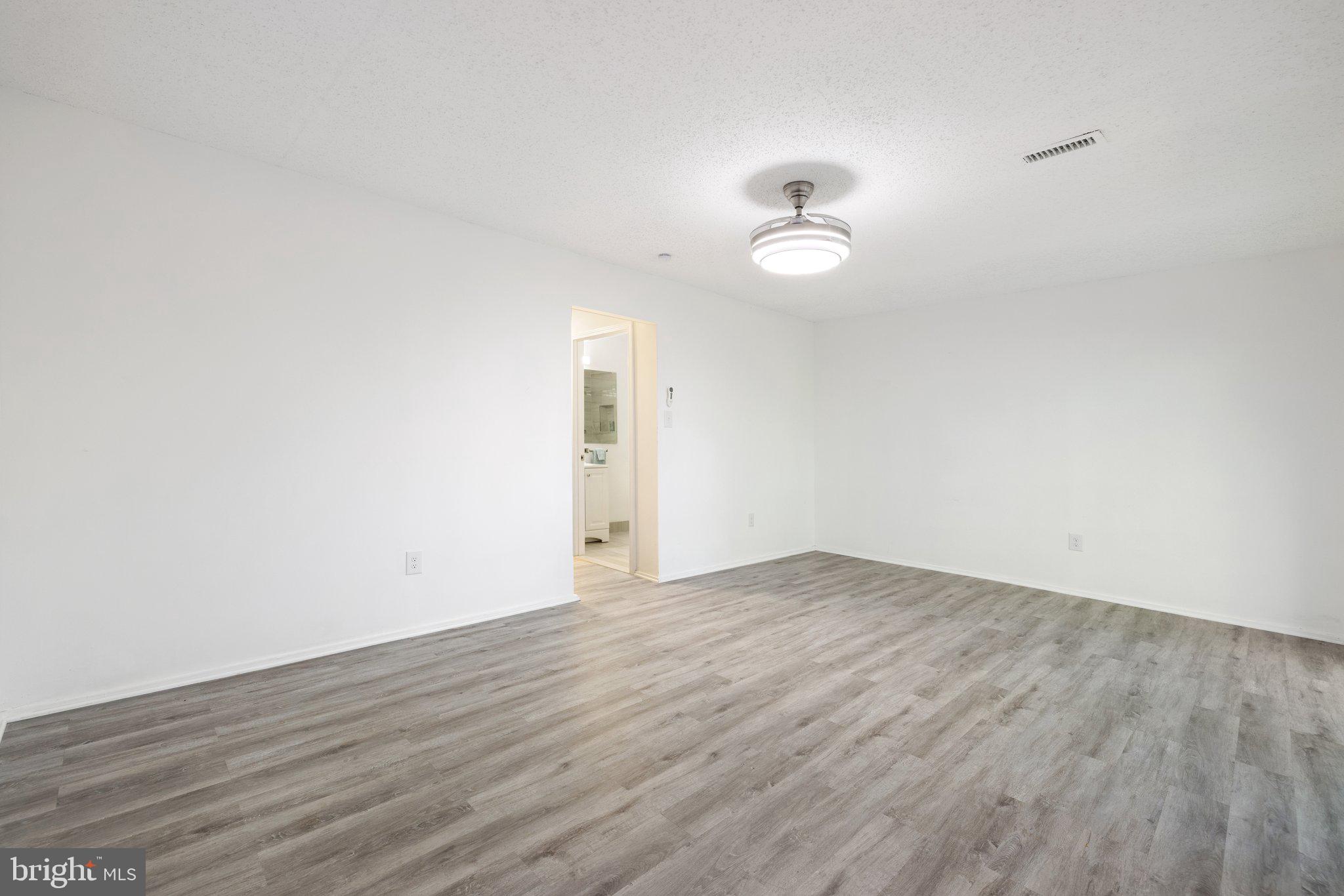 RIPPON LANDING - Residential