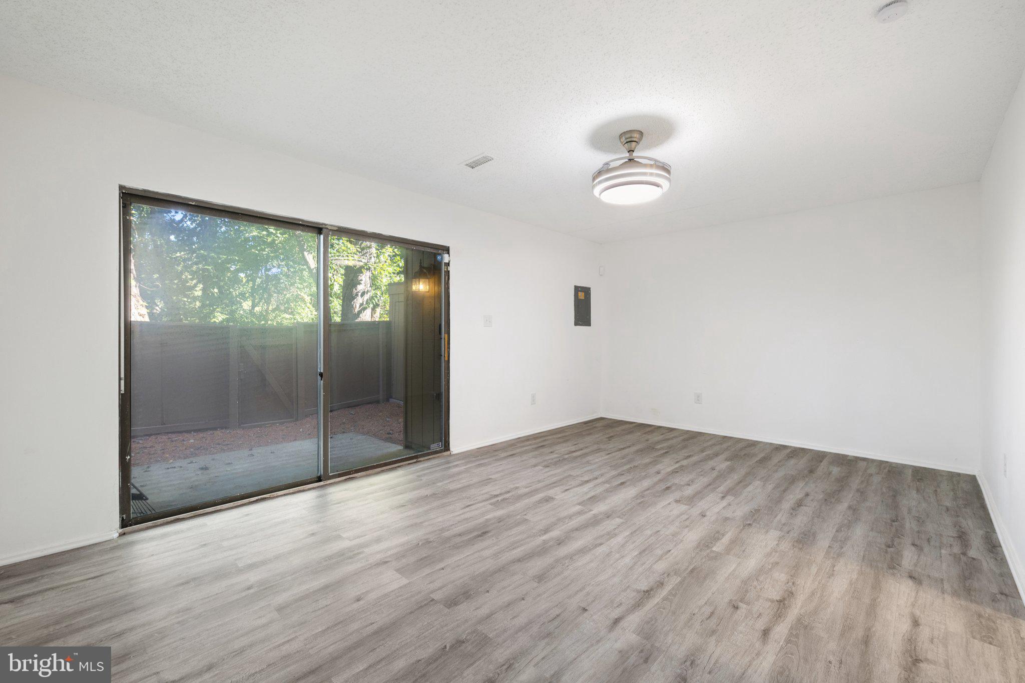 RIPPON LANDING - Residential