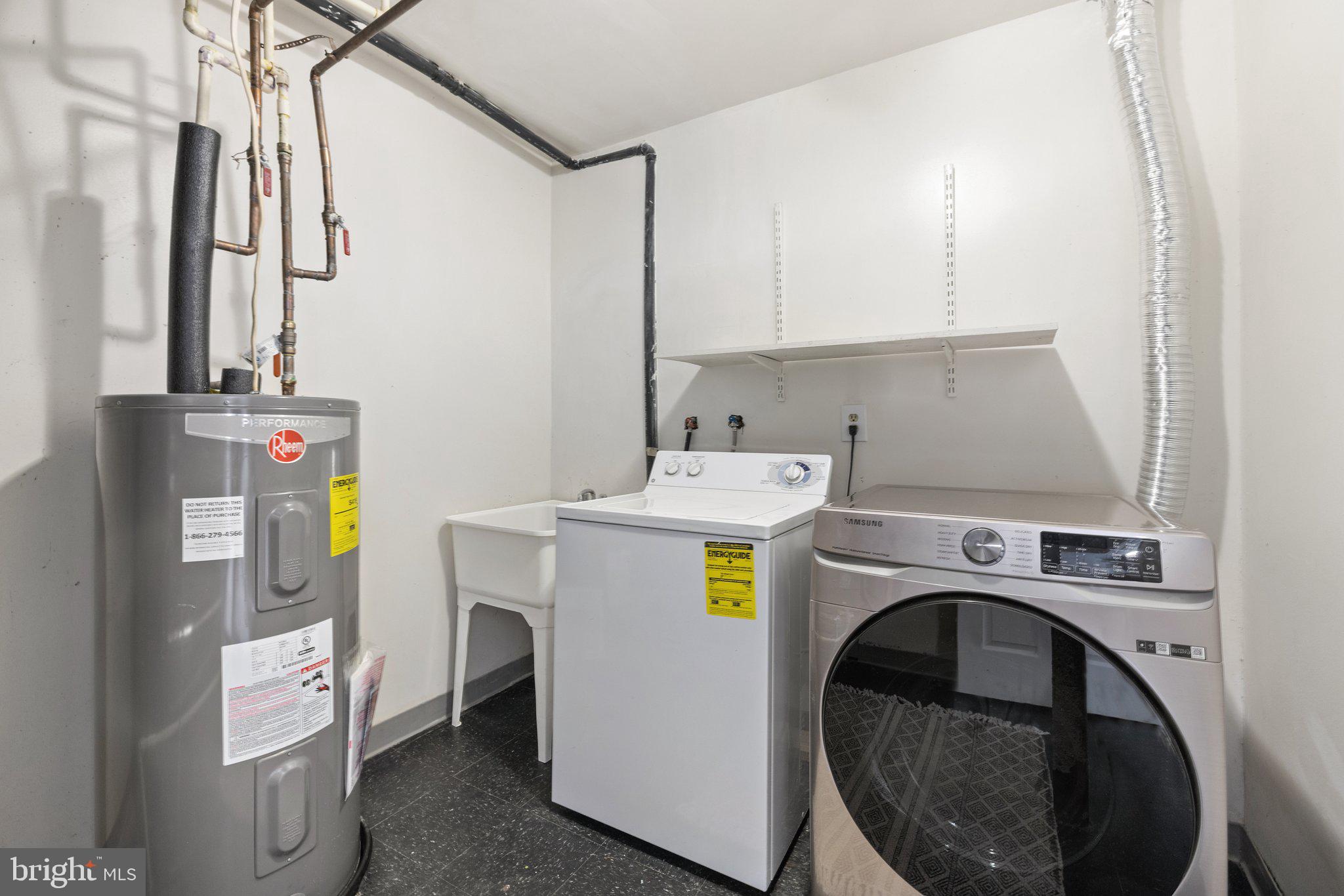 RIPPON LANDING - Residential