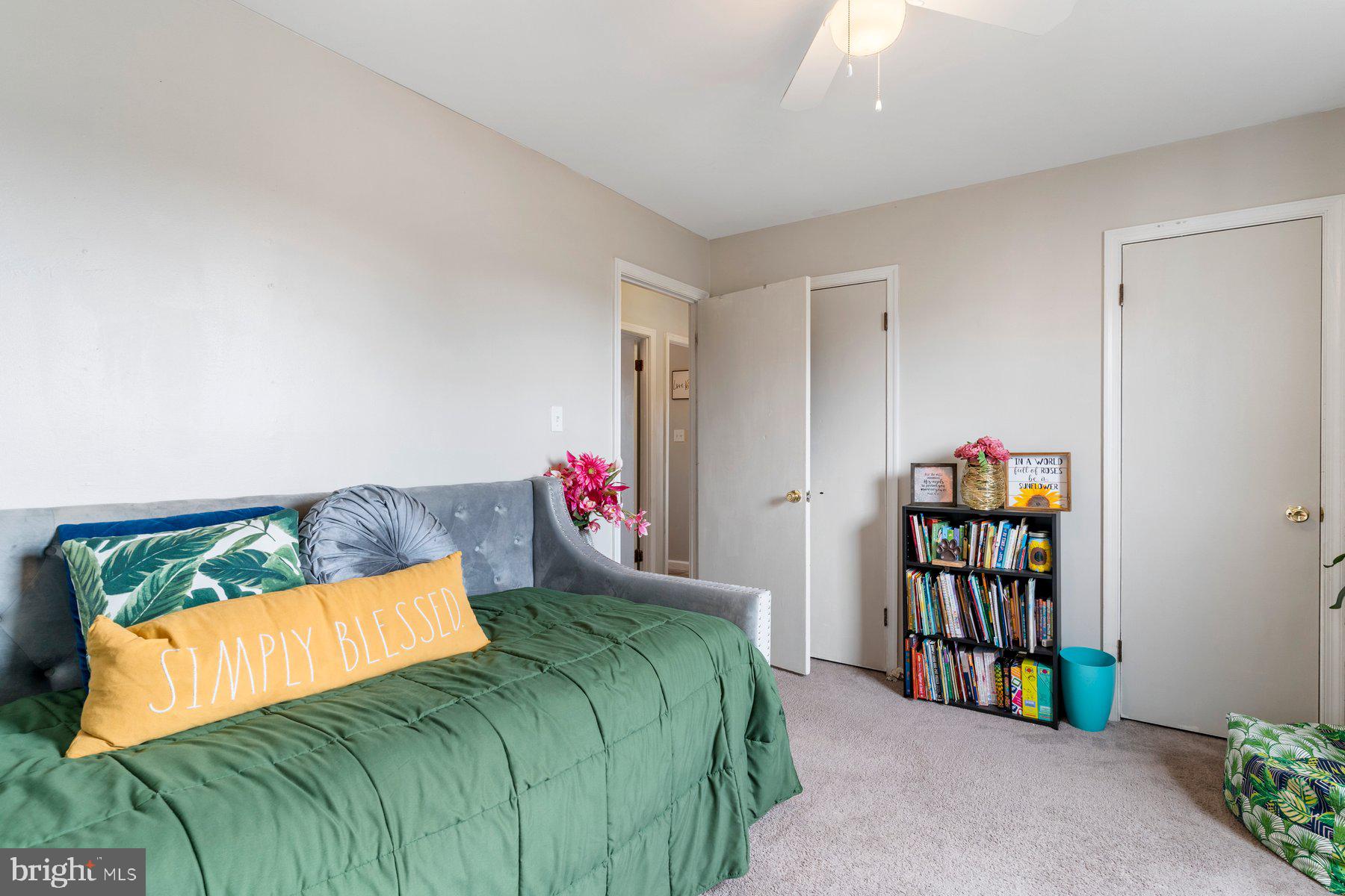 OAK KNOLL-GREATS ADDN - Residential