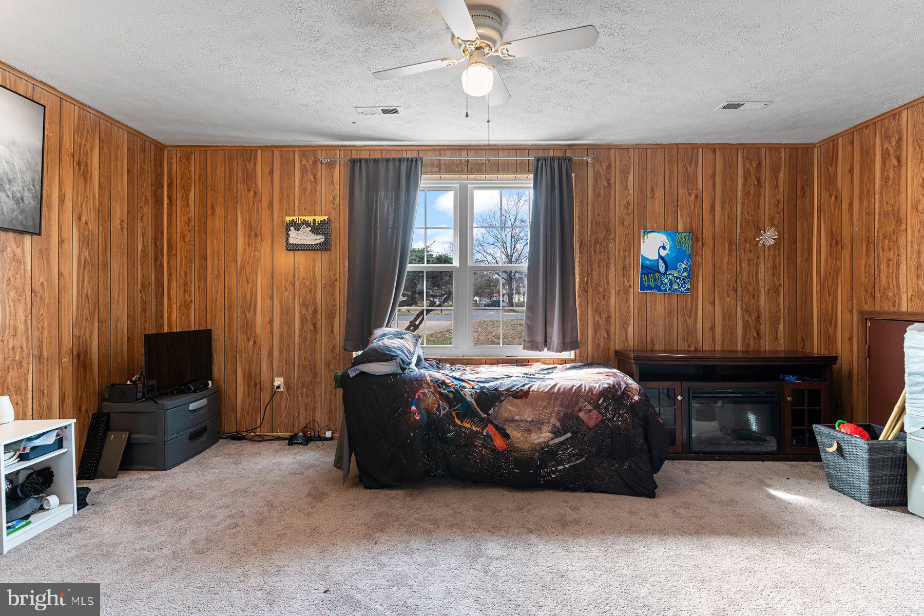 OAK KNOLL-GREATS ADDN - Residential