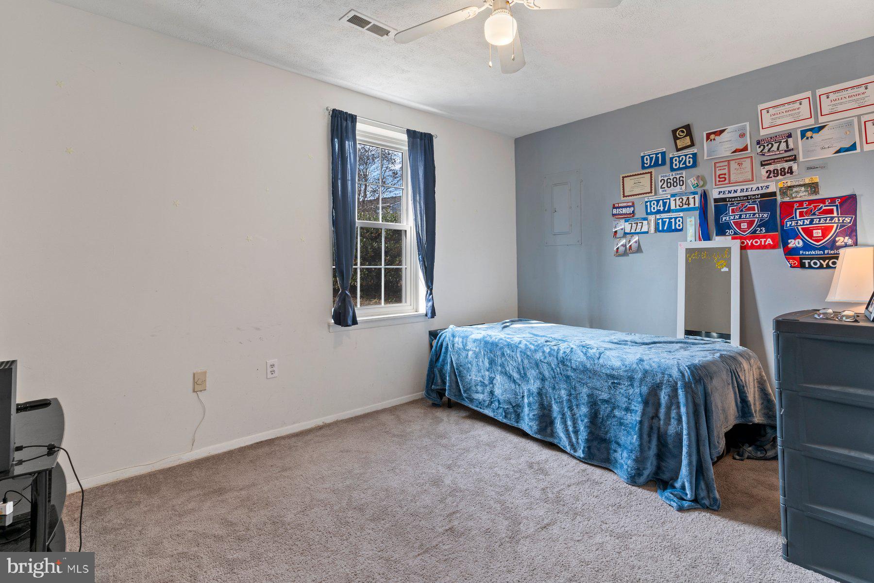 OAK KNOLL-GREATS ADDN - Residential