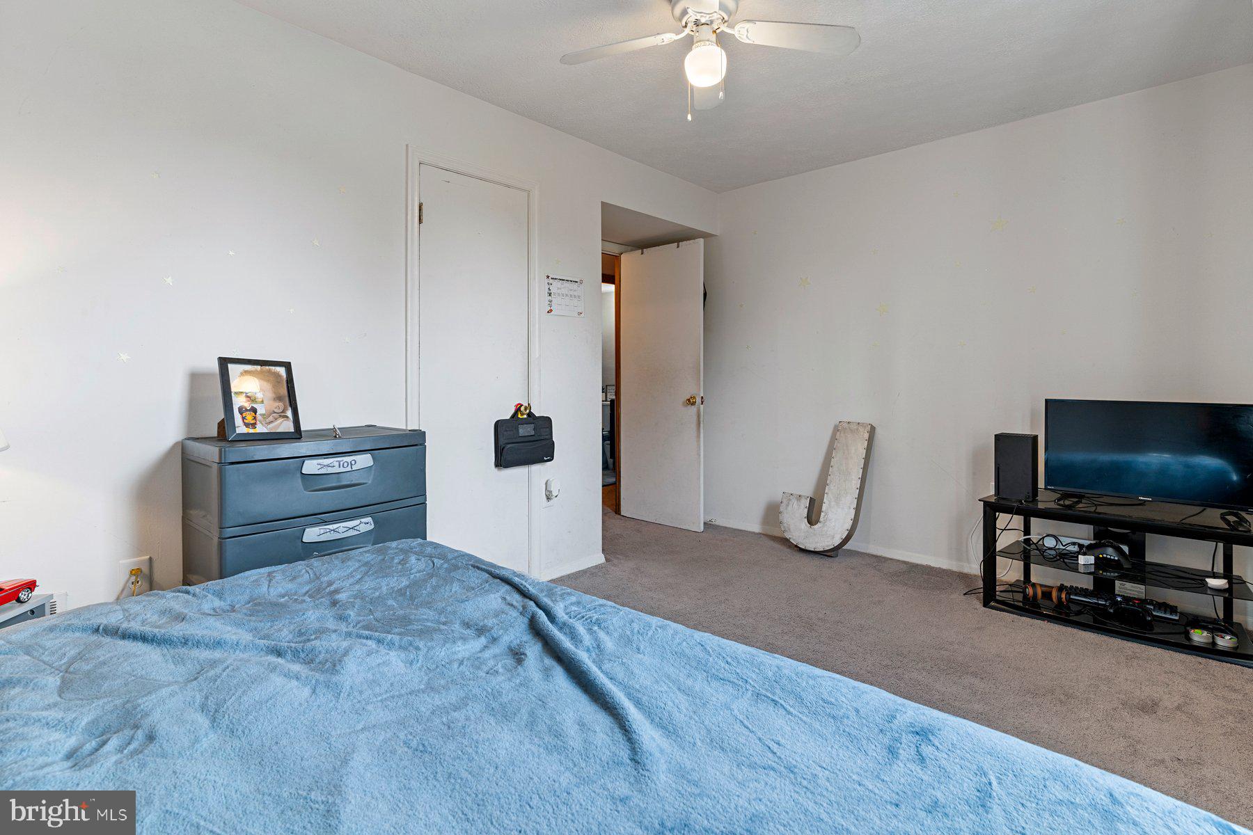 OAK KNOLL-GREATS ADDN - Residential