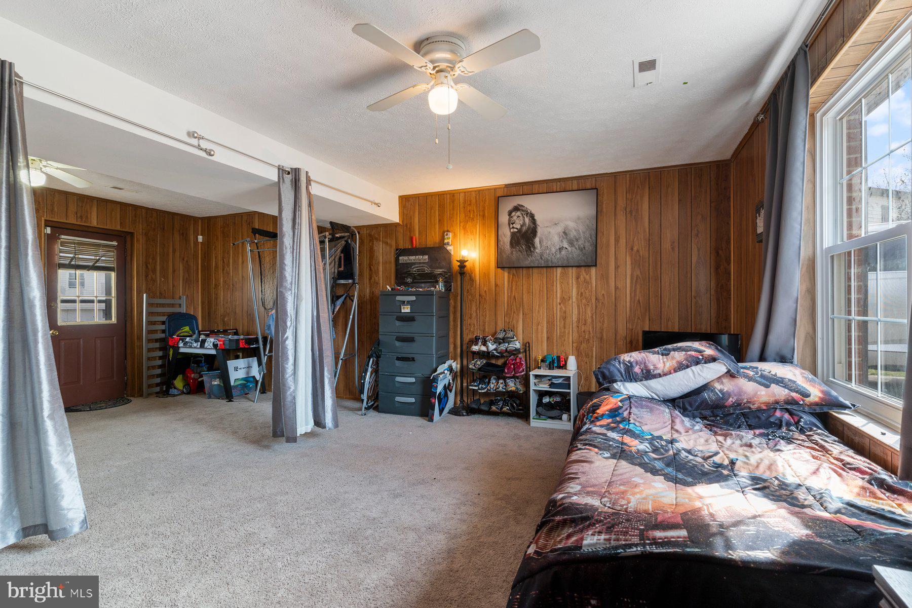 OAK KNOLL-GREATS ADDN - Residential