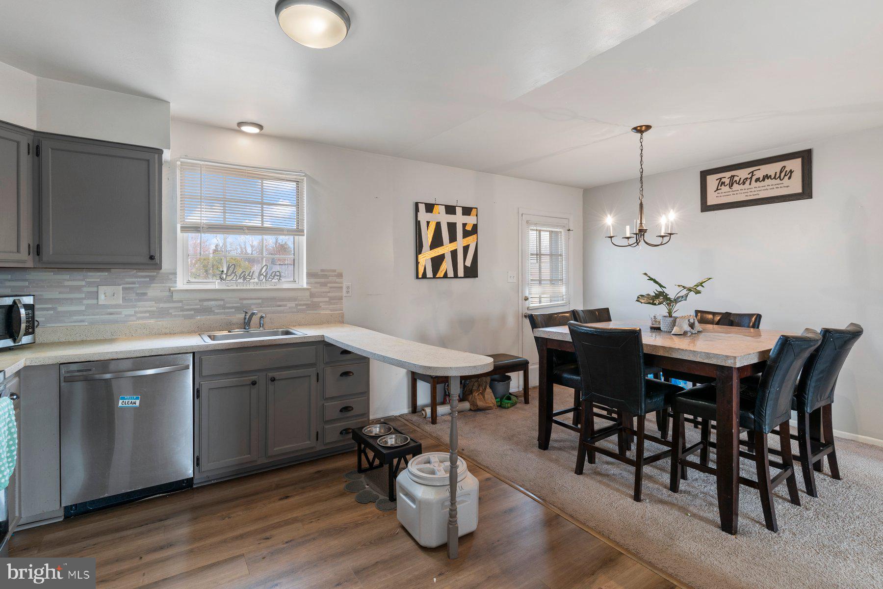 OAK KNOLL-GREATS ADDN - Residential