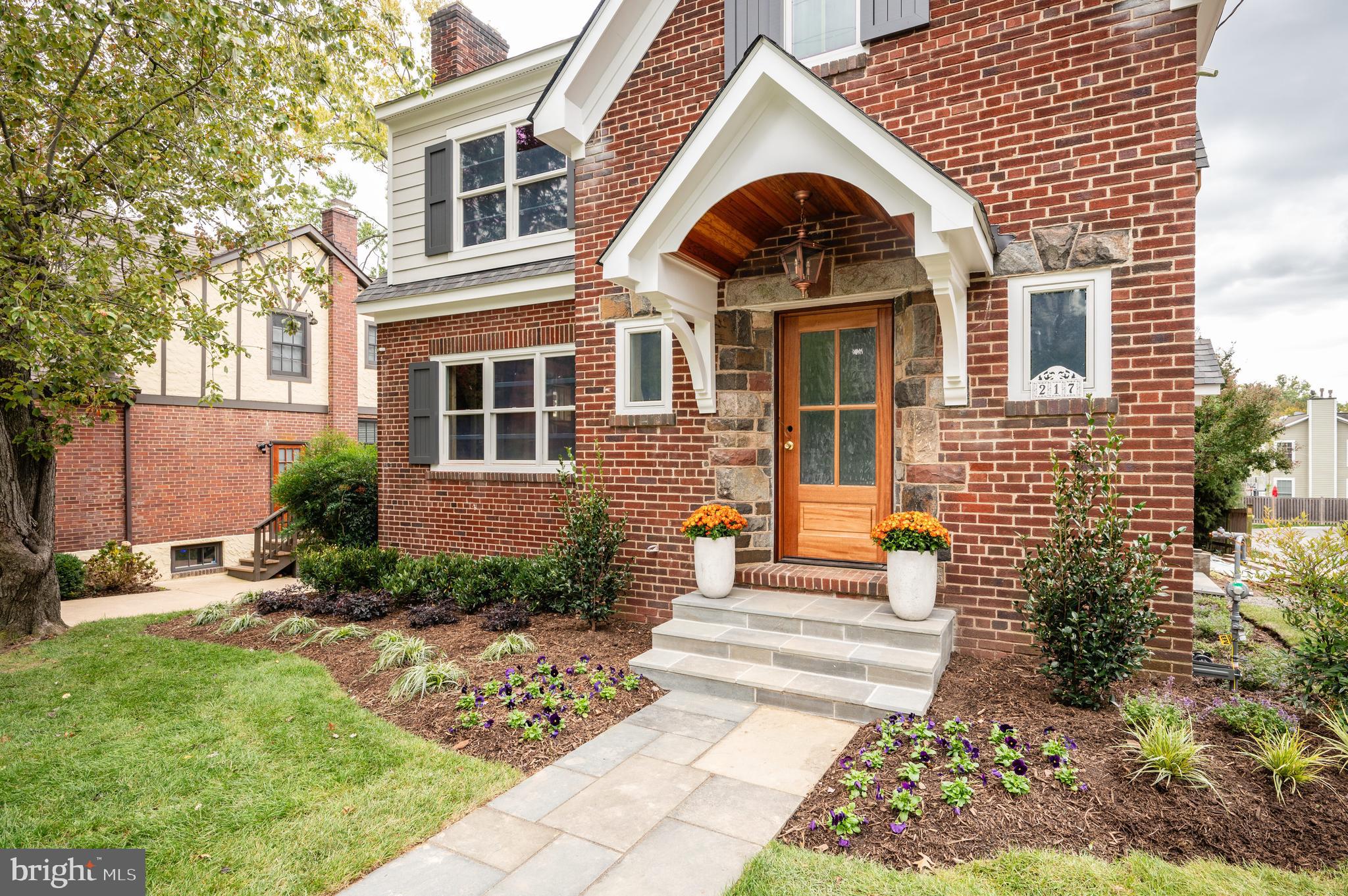 COTTAGE PARK - Residential