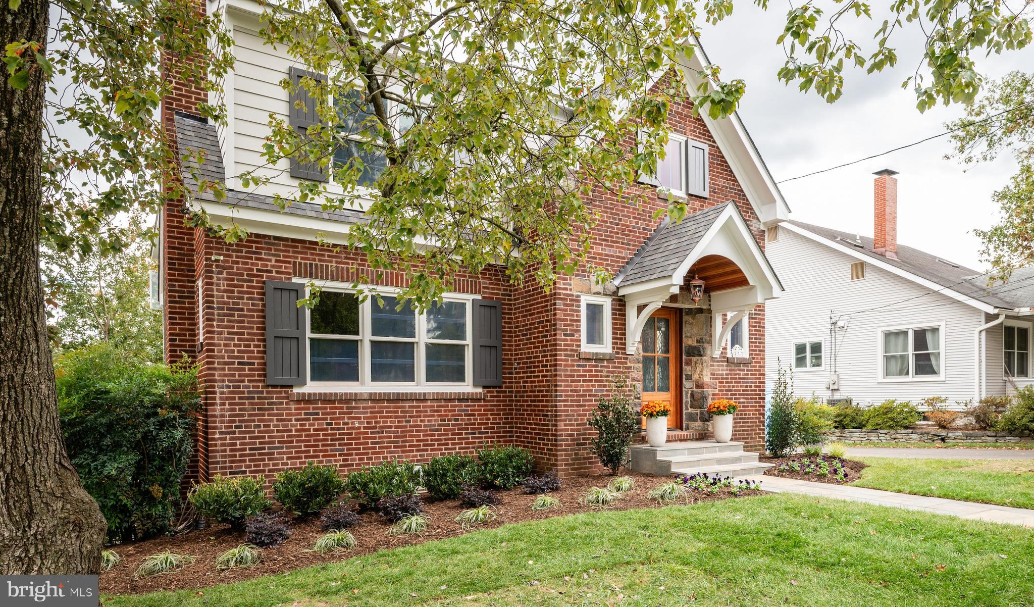 COTTAGE PARK - Residential