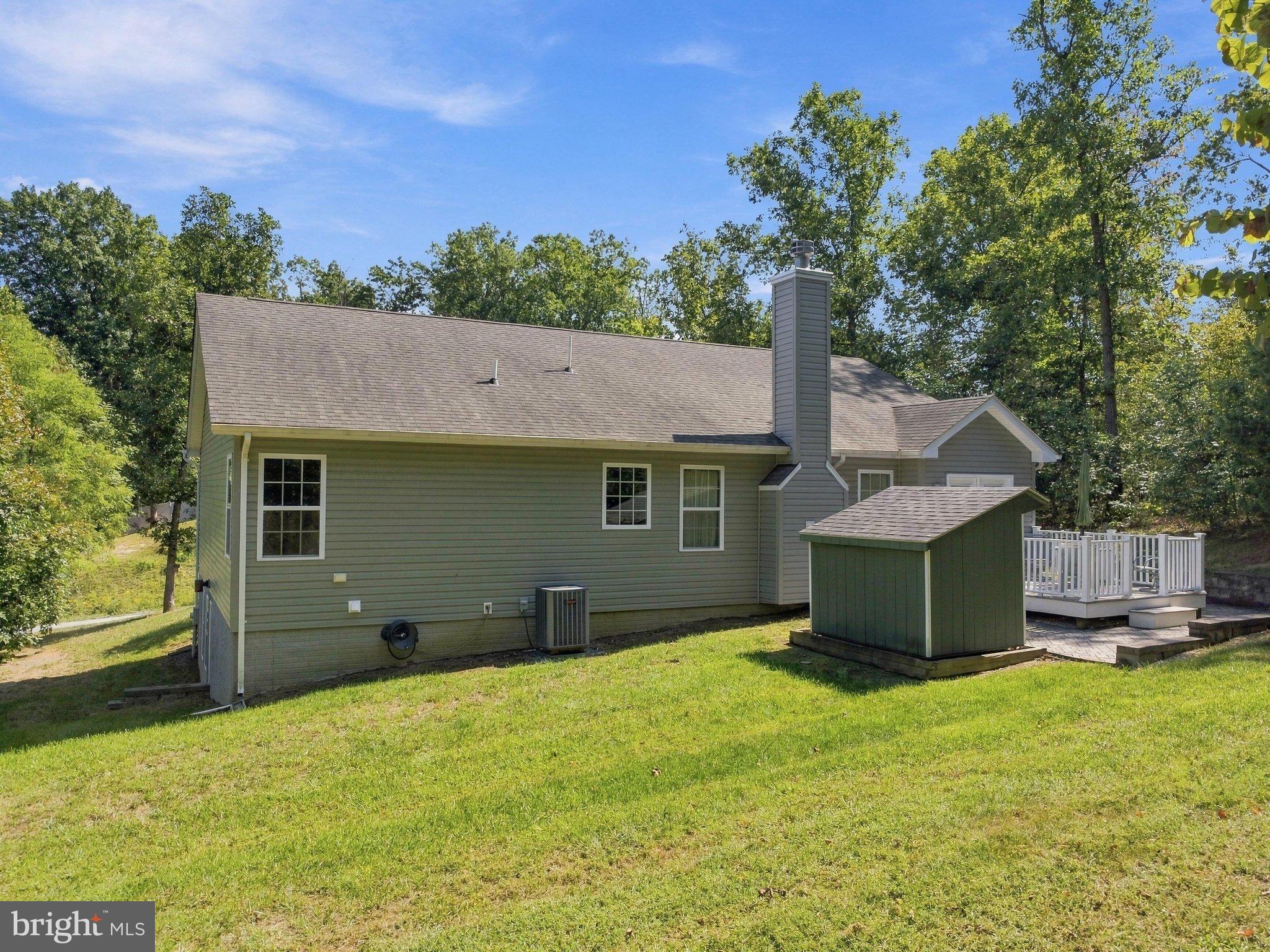 216 EXECUTIVE WAY