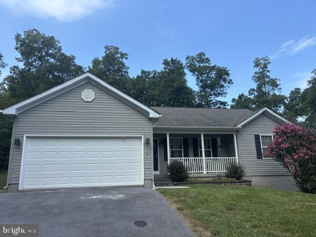 216 EXECUTIVE WAY