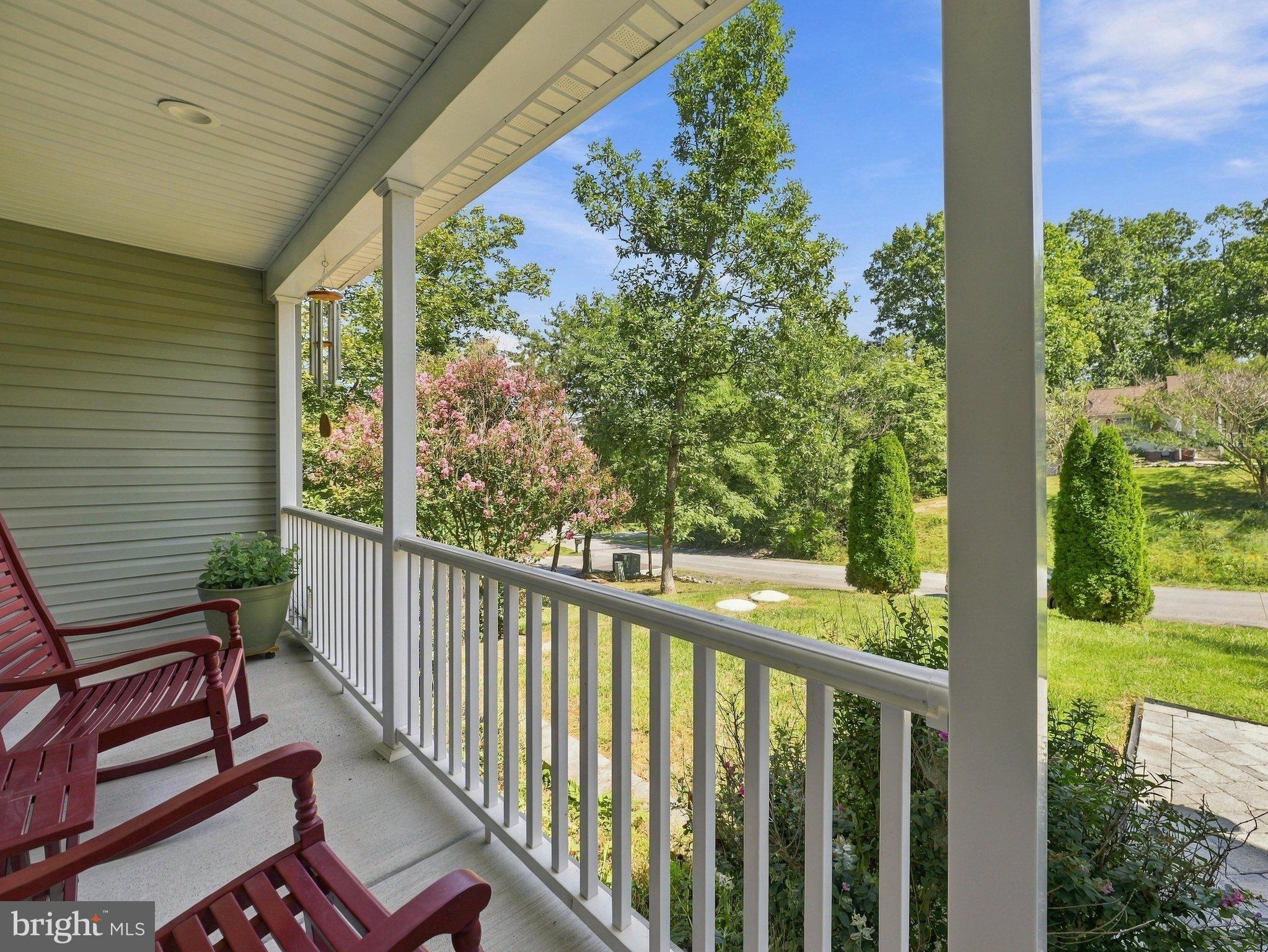 216 EXECUTIVE WAY