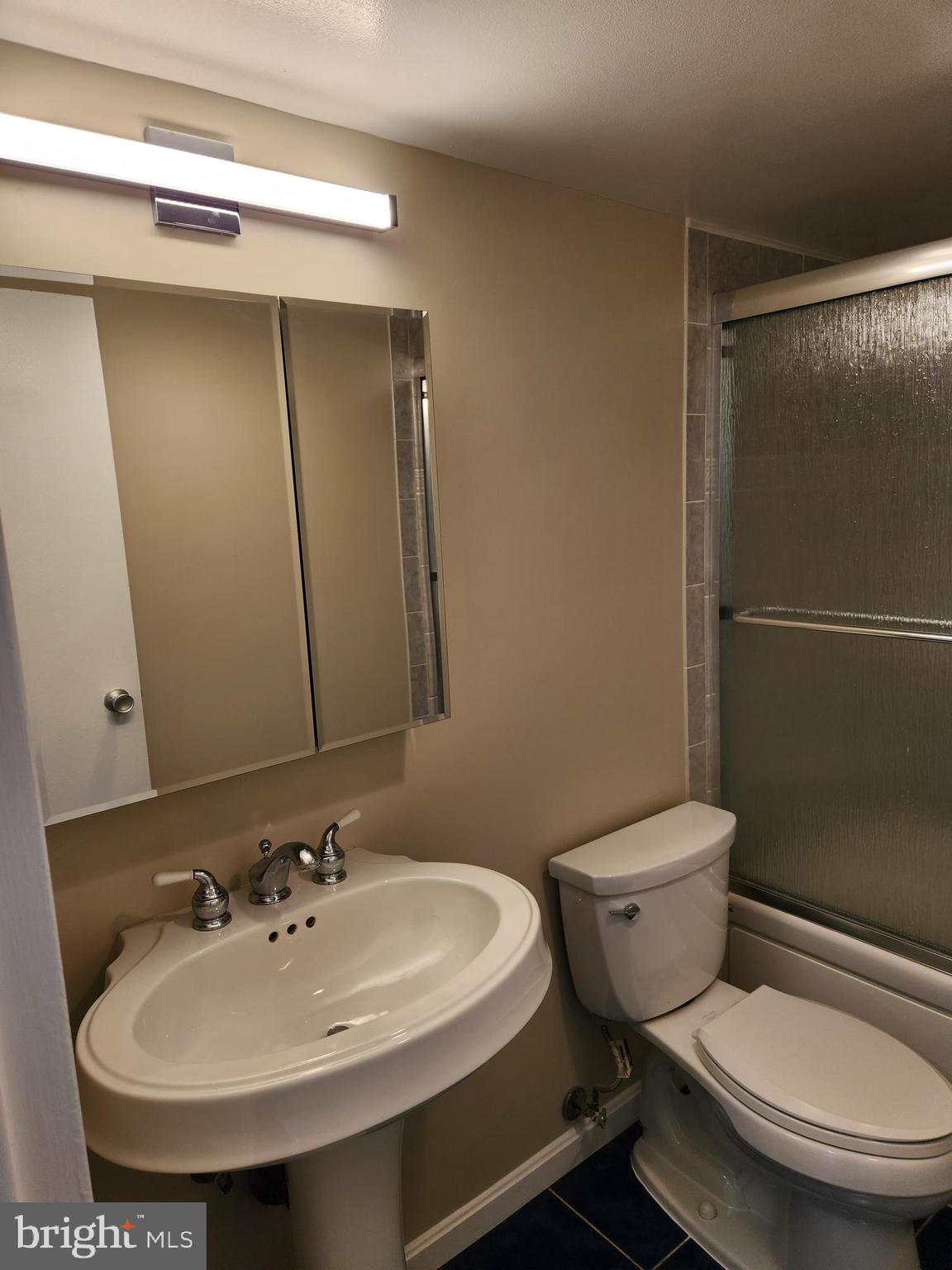 ARLINGTON - Residential Lease