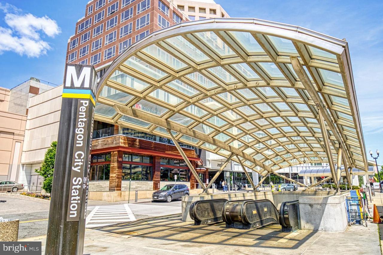 ARLINGTON - Residential Lease